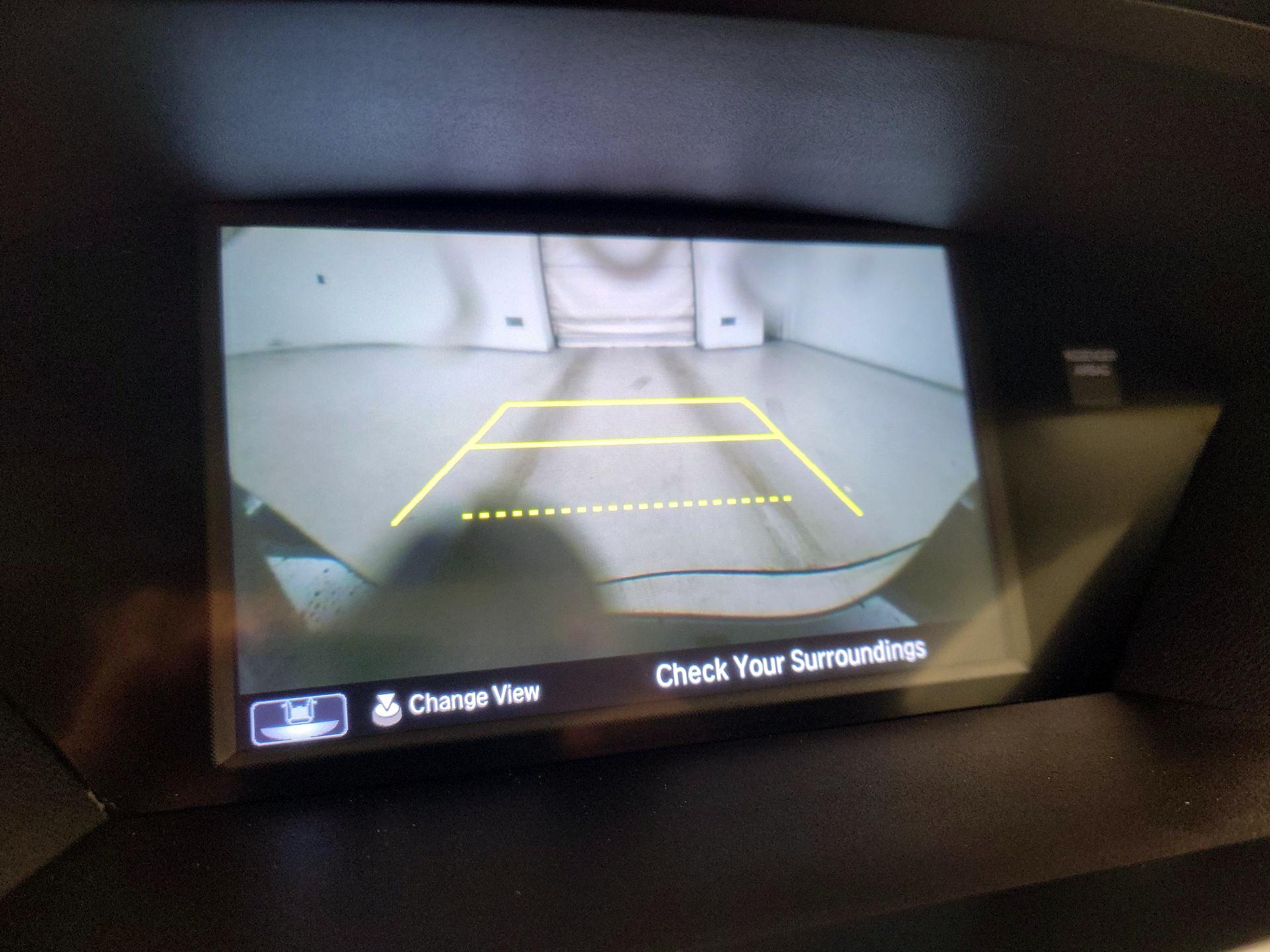 Thumbnail: 2019 Acura MDX - 14