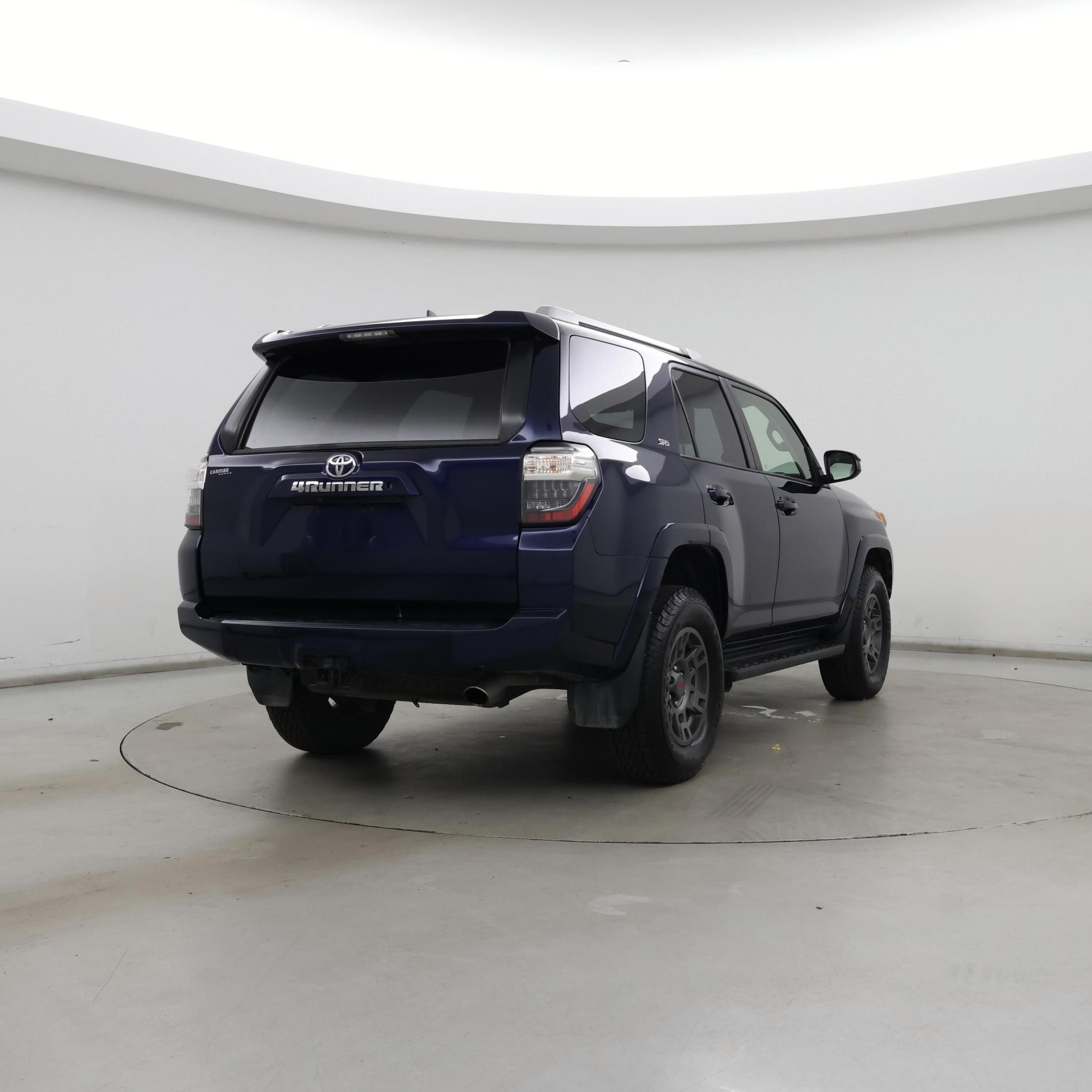 Thumbnail: 2018 Toyota 4Runner - 8