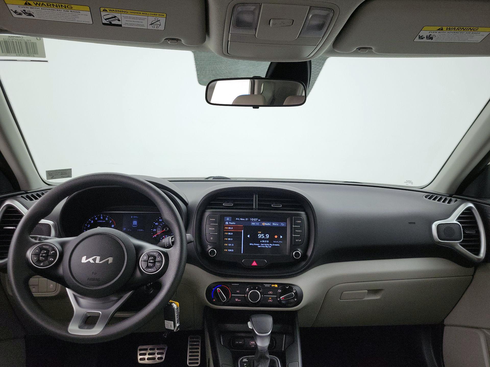 Thumbnail: 2022 Kia Soul - 9