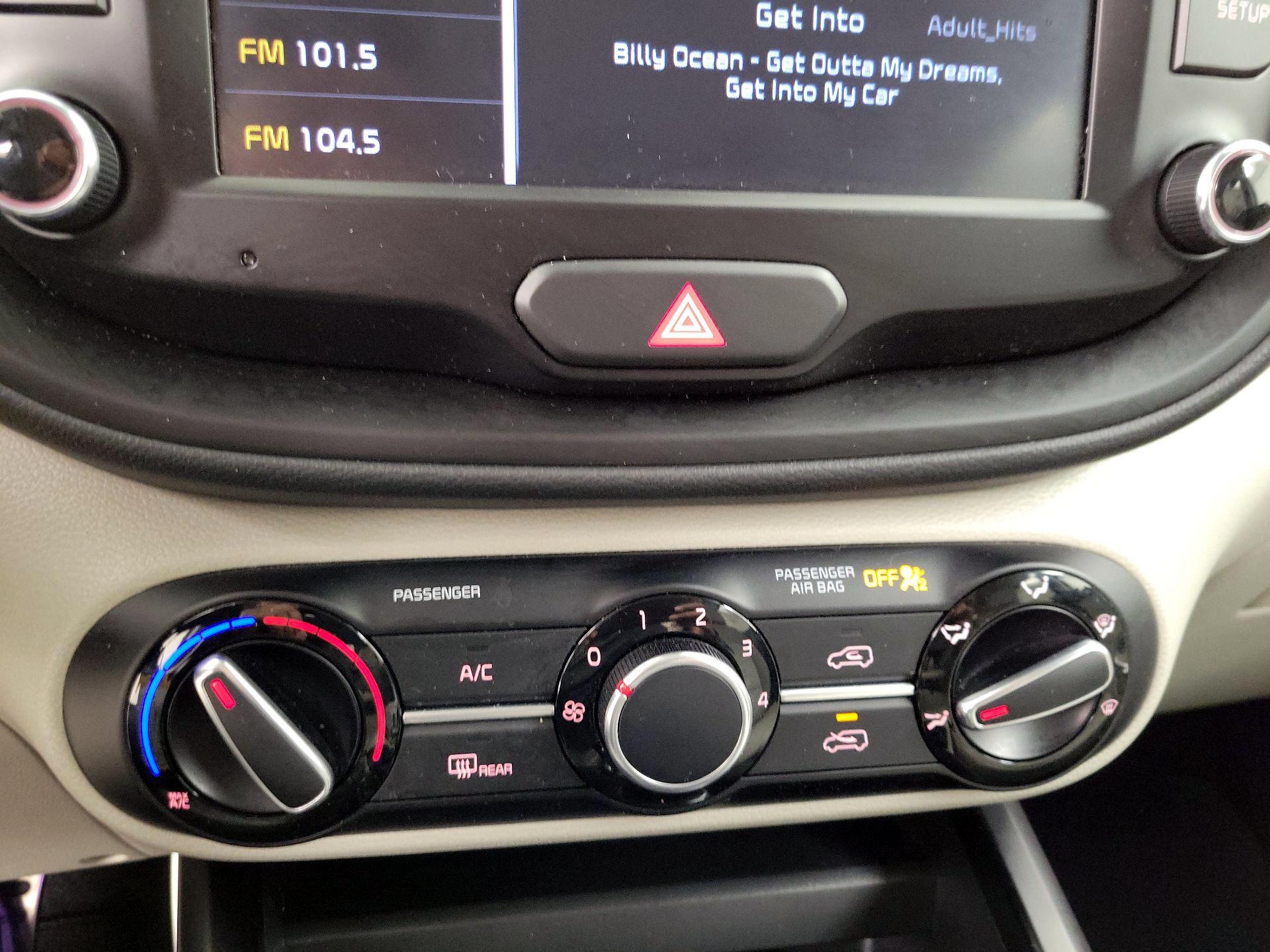 Thumbnail: 2022 Kia Soul - 16