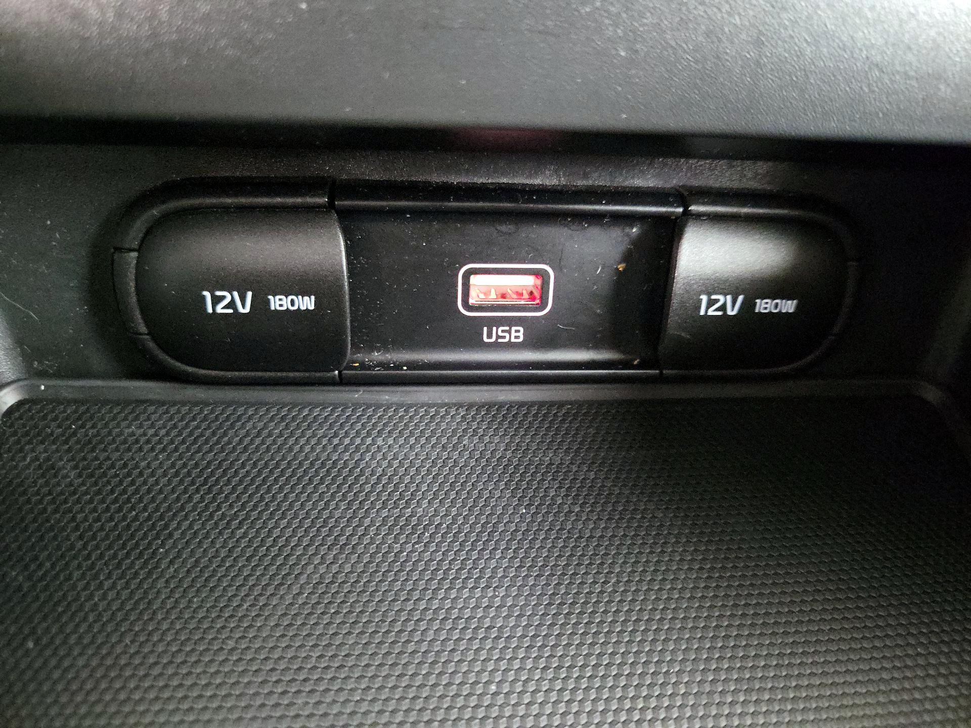 Thumbnail: 2022 Kia Soul - 18