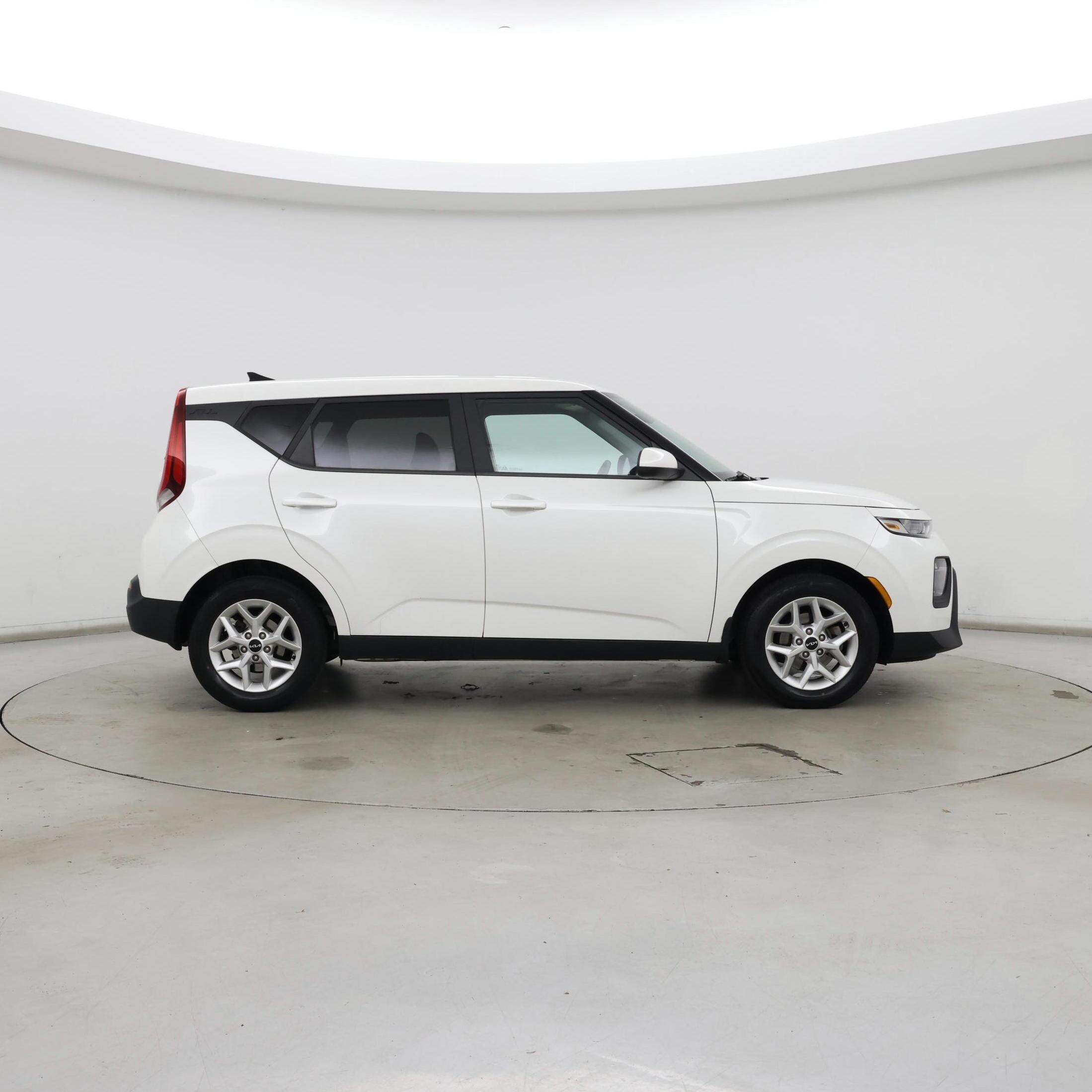 Thumbnail: 2022 Kia Soul - 7