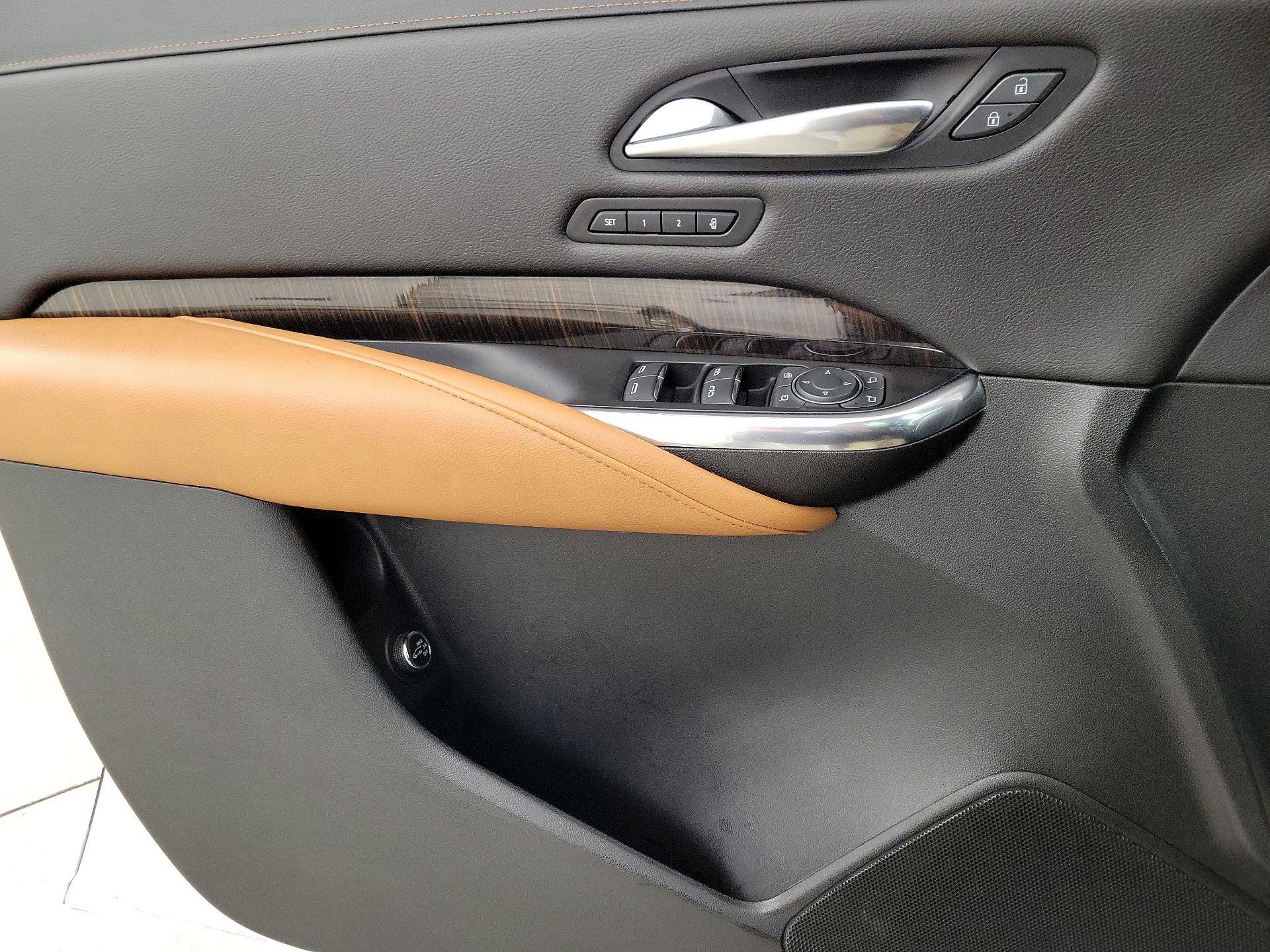 Thumbnail: 2019 Cadillac XT4 - 12