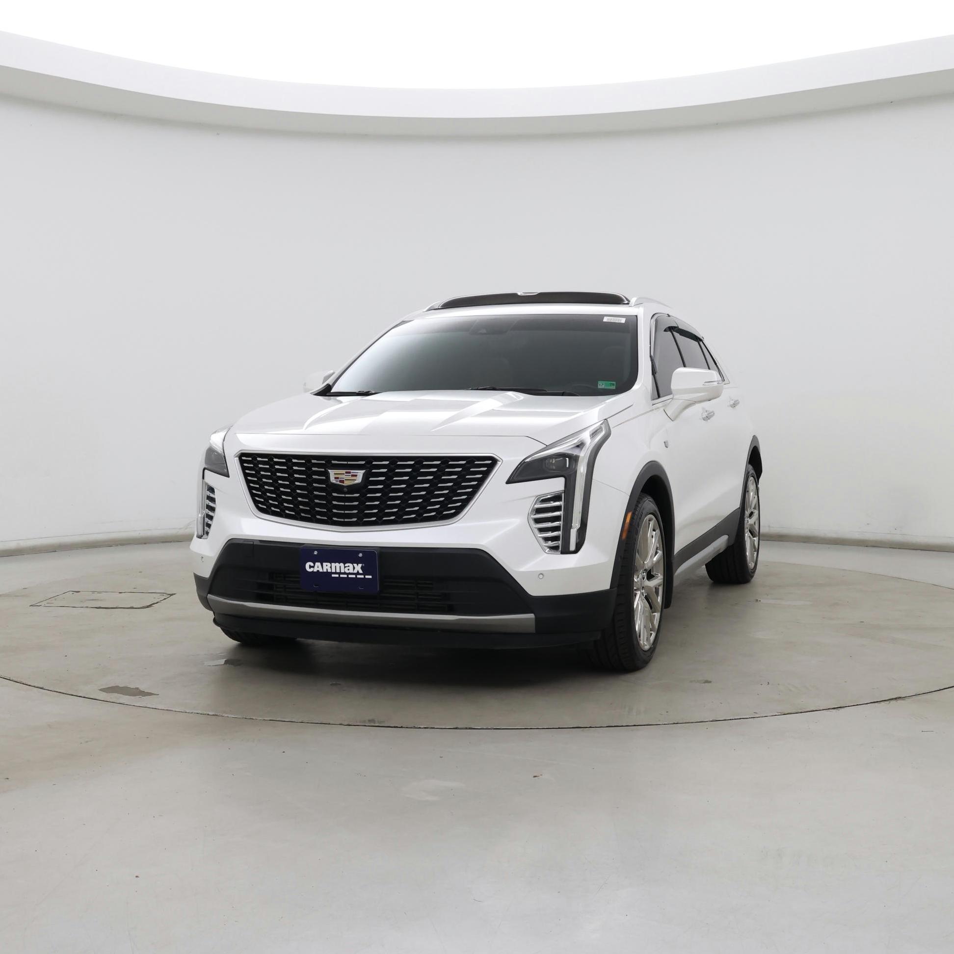 Thumbnail: 2019 Cadillac XT4 - 4