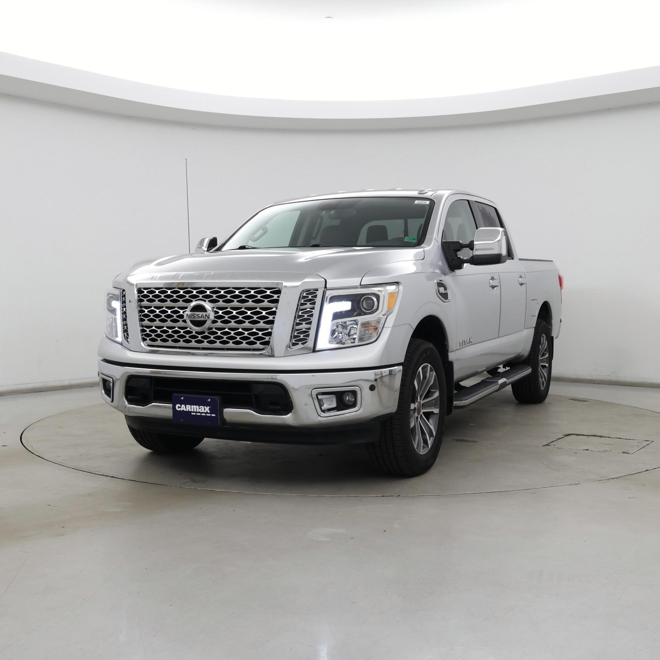 Thumbnail: 2017 Nissan Titan - 4