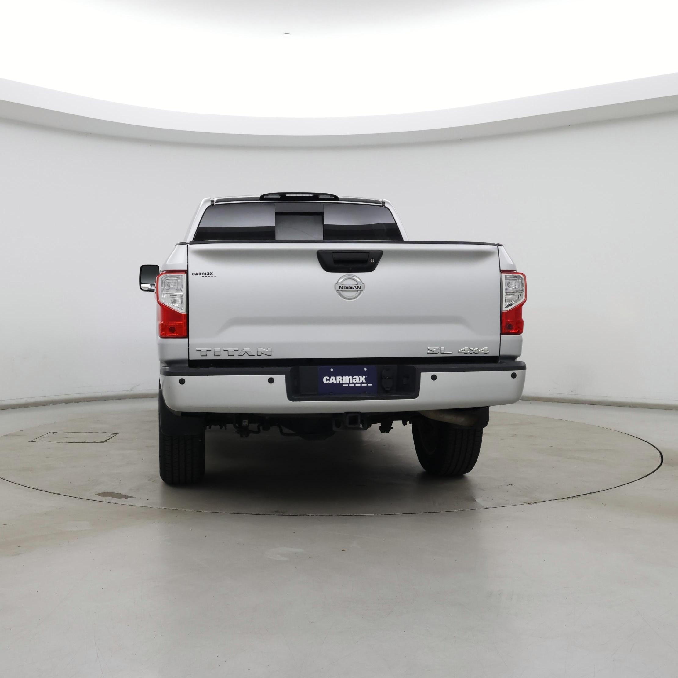 Thumbnail: 2017 Nissan Titan - 6