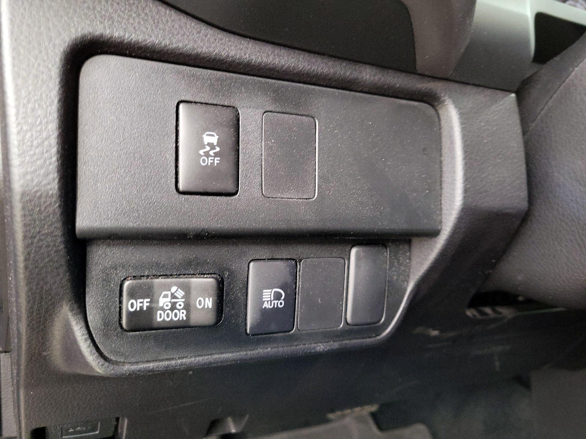 Thumbnail: 2023 Toyota Tacoma - 13