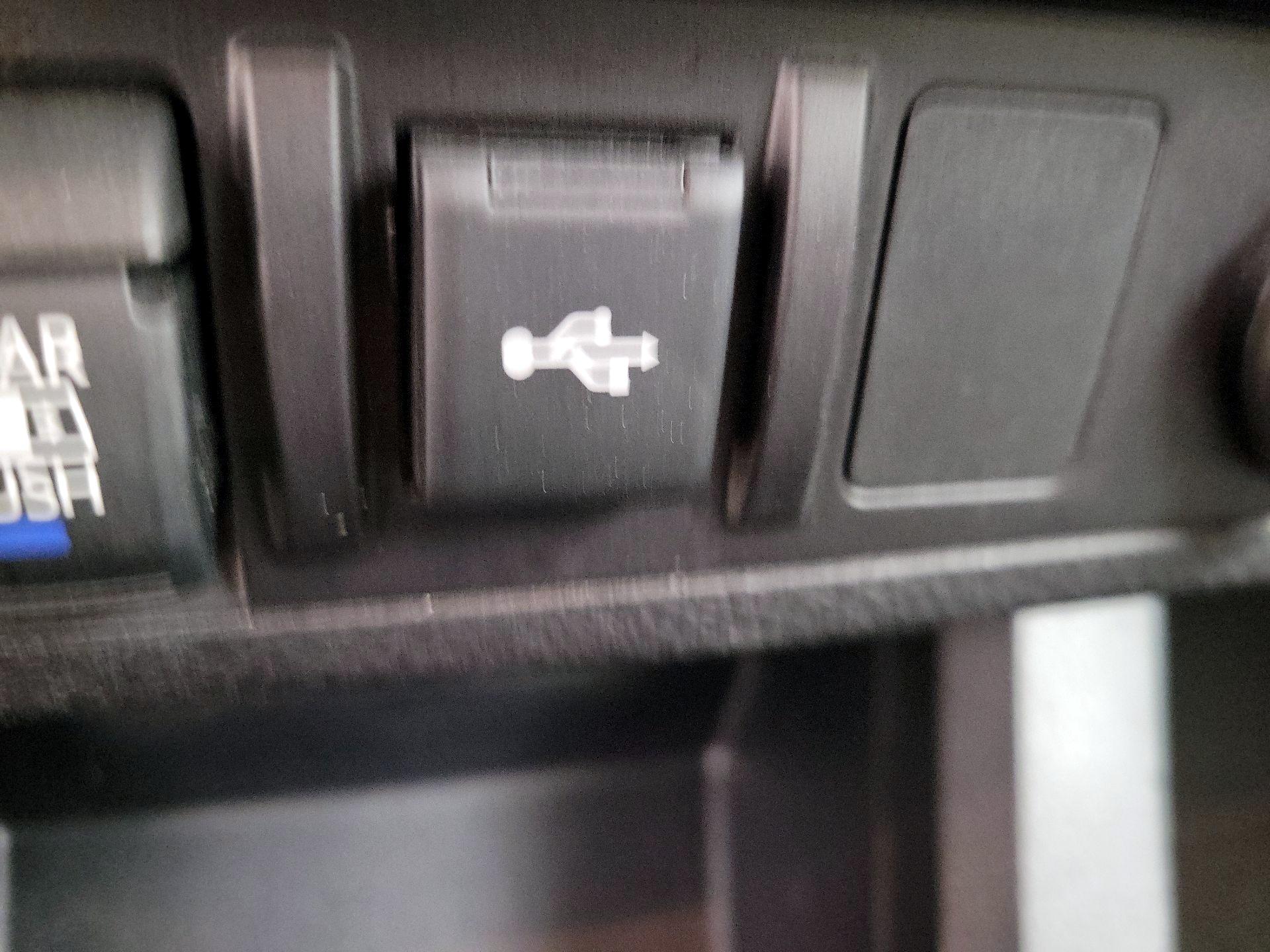 Thumbnail: 2023 Toyota Tacoma - 19