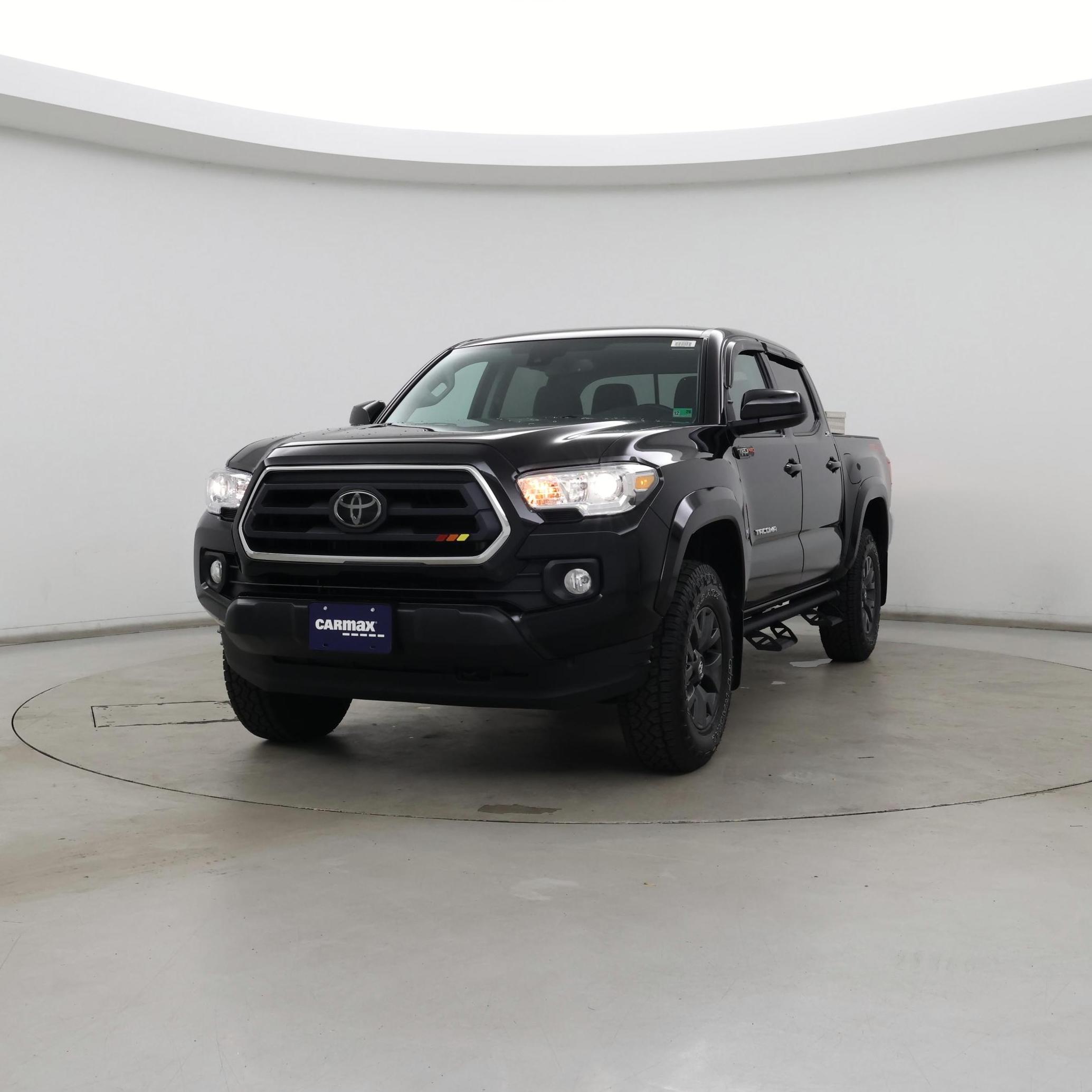Thumbnail: 2023 Toyota Tacoma - 4