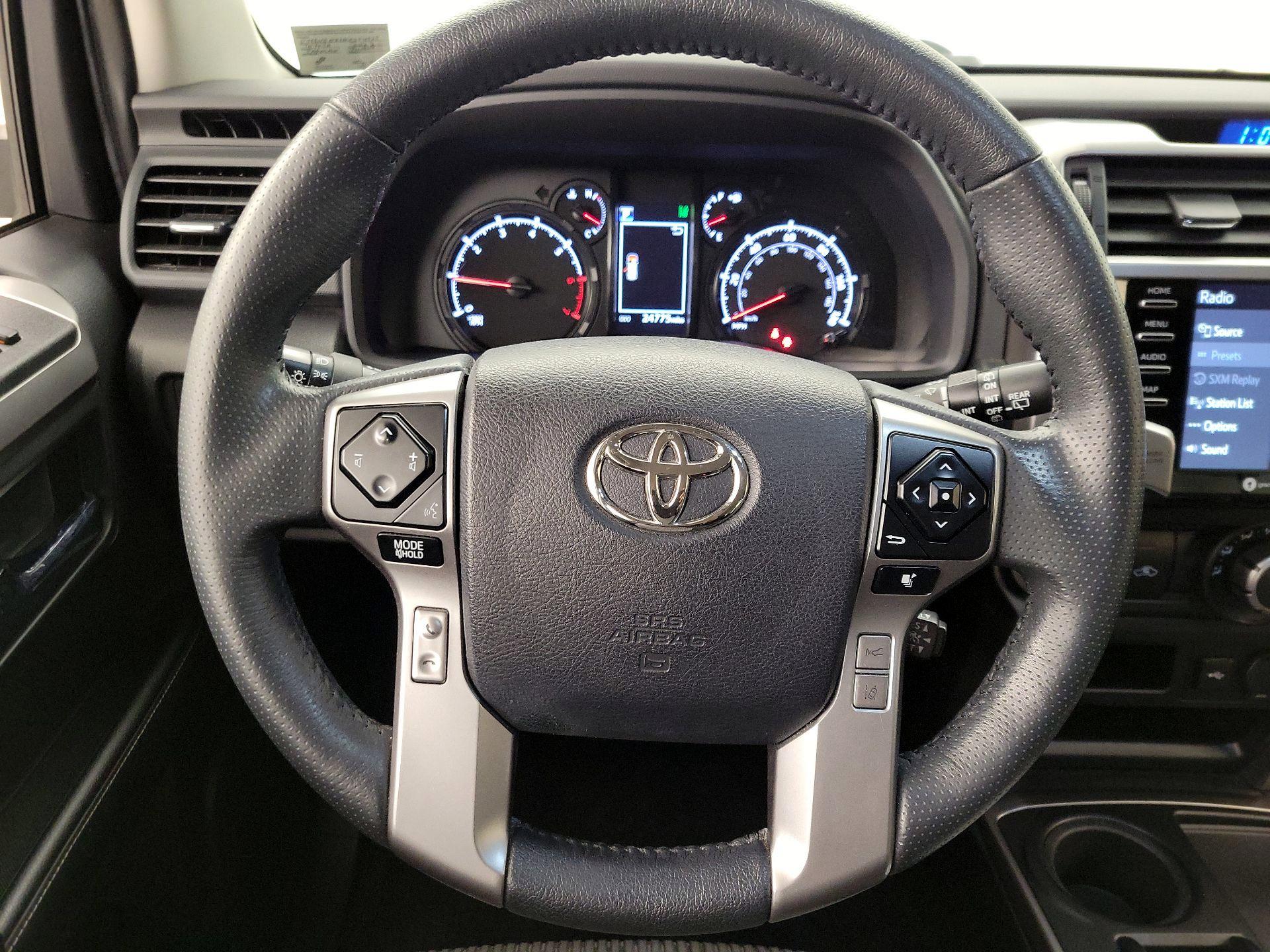 Thumbnail: 2022 Toyota 4Runner - 10