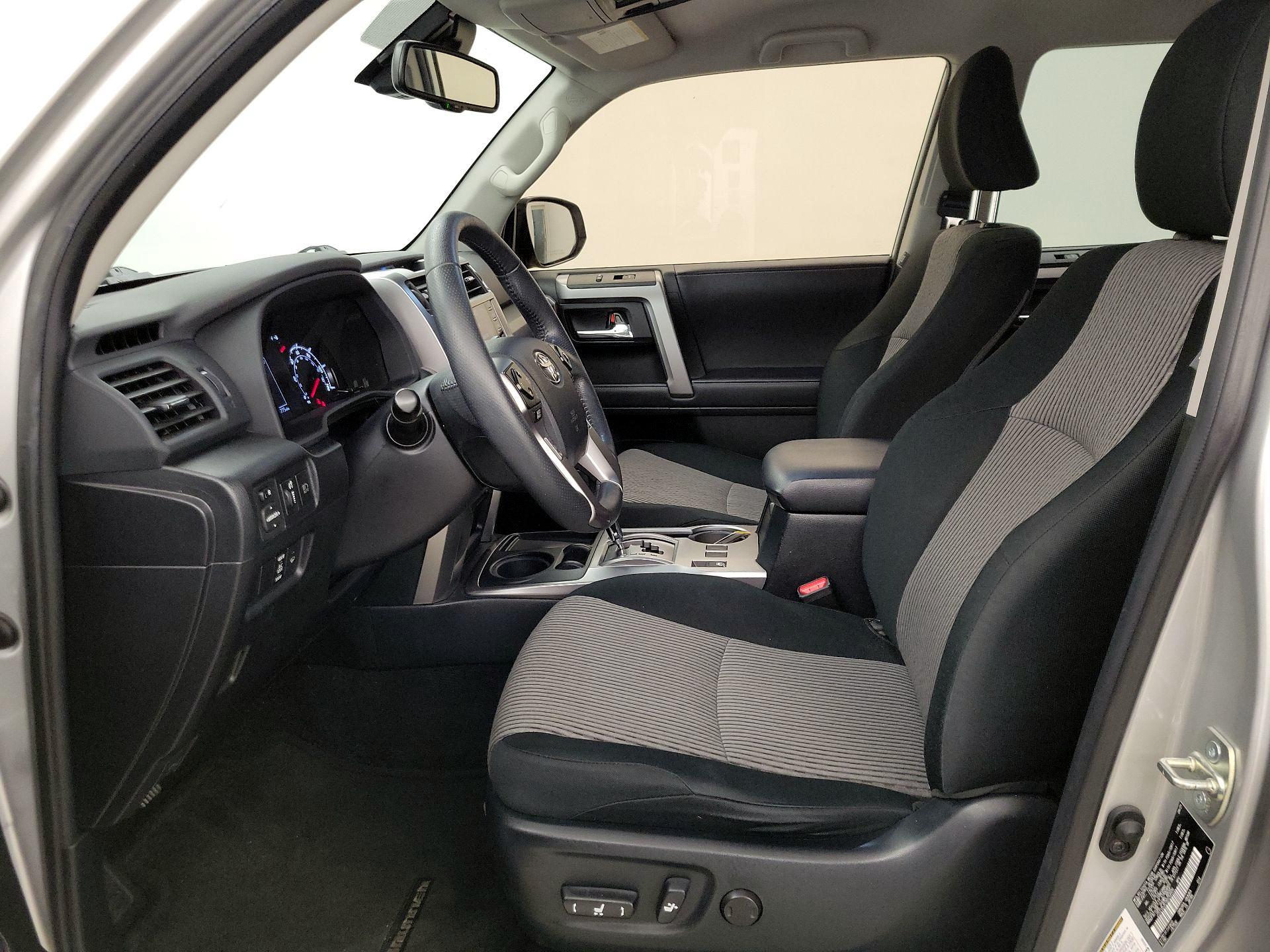 Thumbnail: 2022 Toyota 4Runner - 11