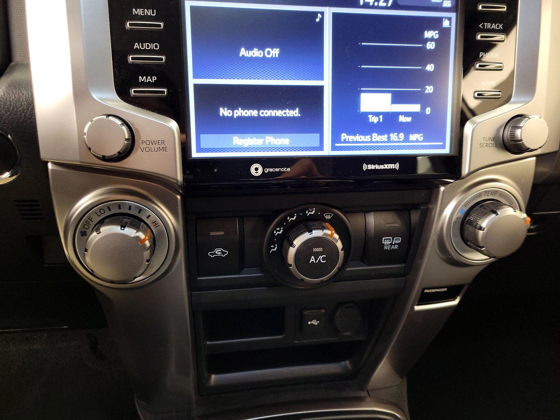 Thumbnail: 2022 Toyota 4Runner - 16