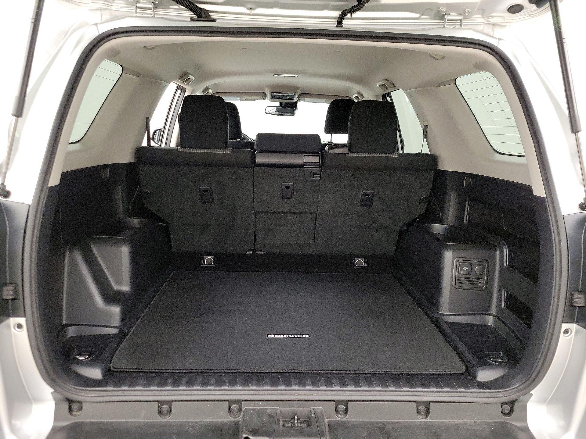 Thumbnail: 2022 Toyota 4Runner - 20