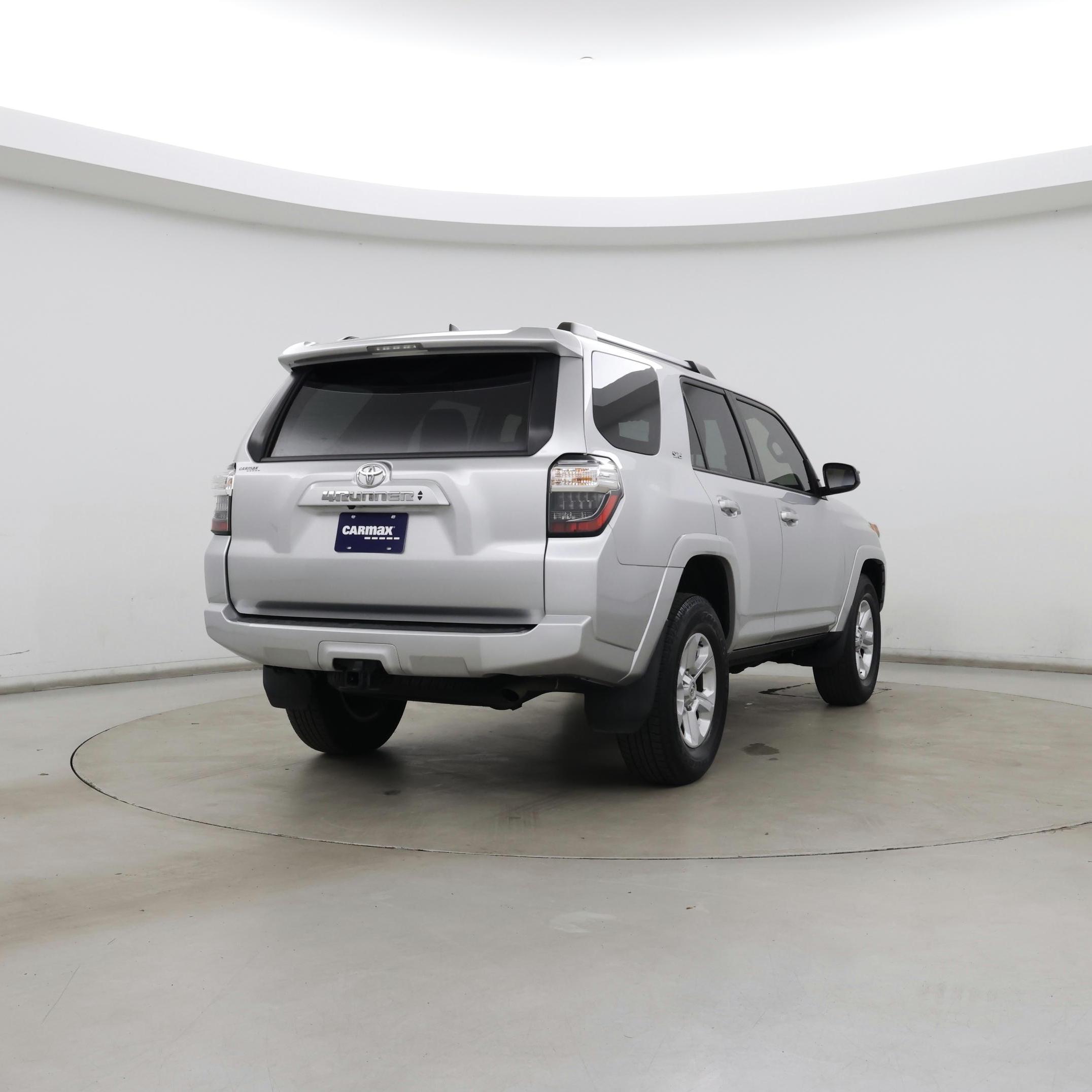 Thumbnail: 2022 Toyota 4Runner - 8