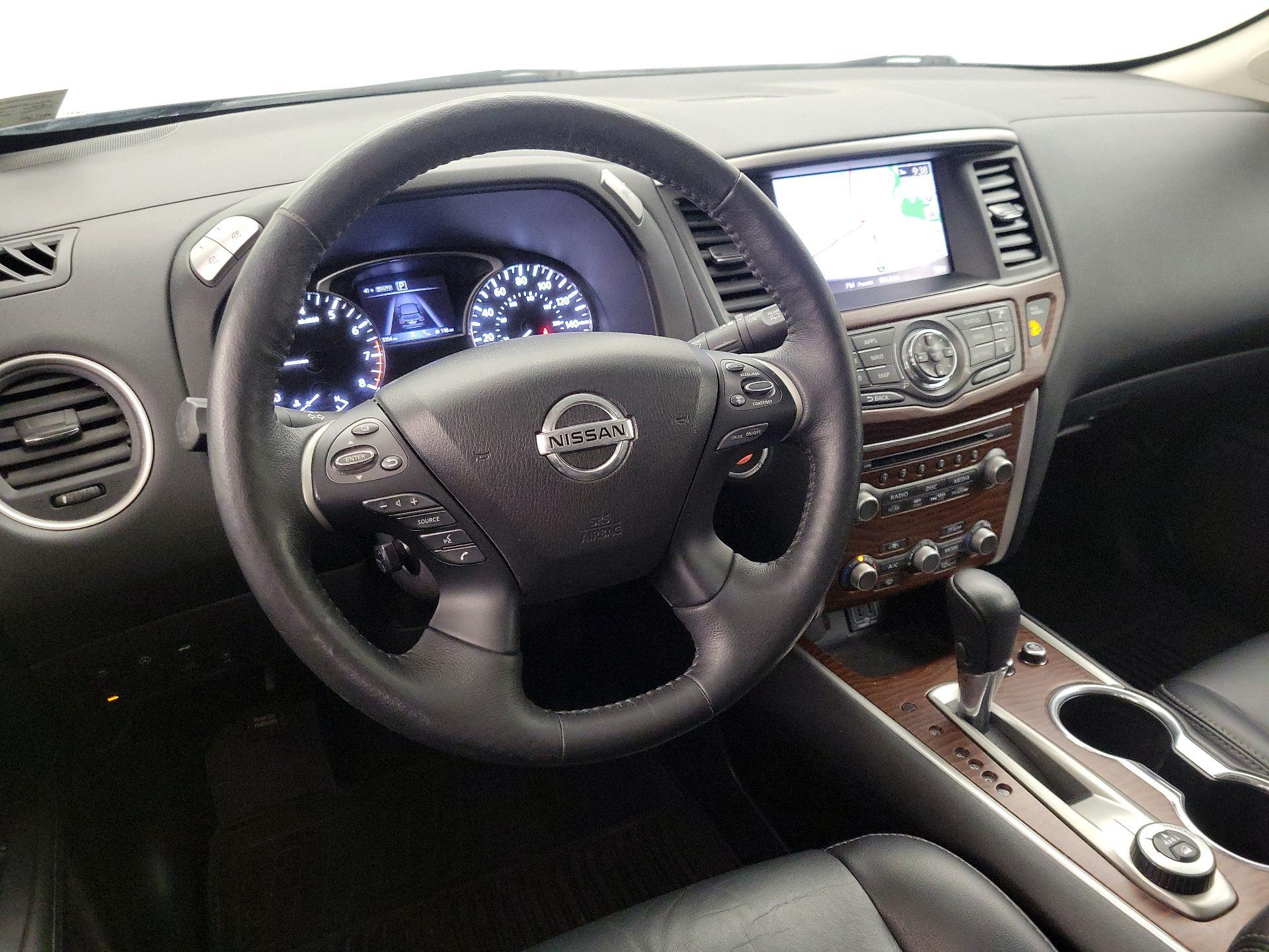 Thumbnail: 2018 Nissan Pathfinder - 9