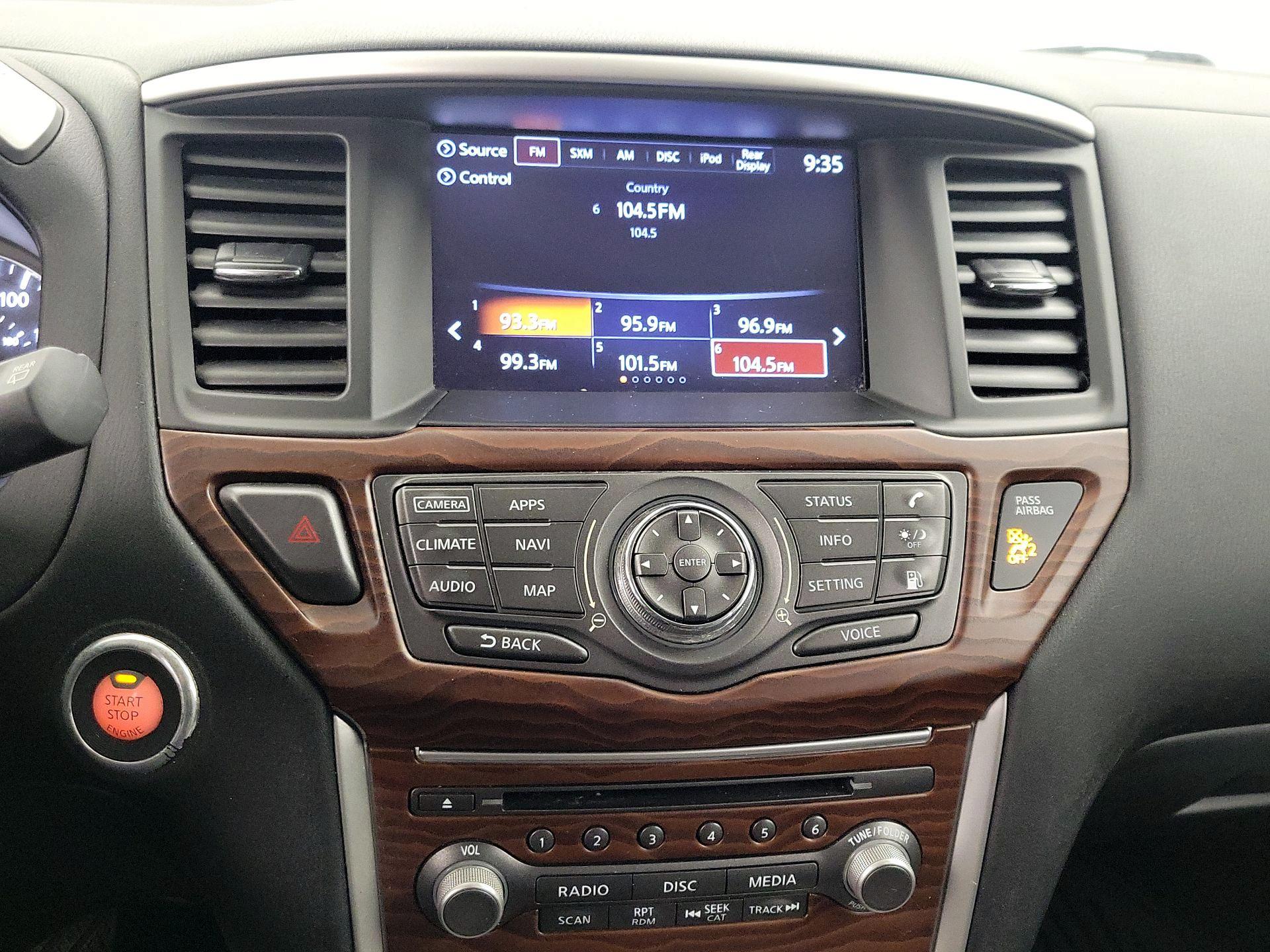 Thumbnail: 2018 Nissan Pathfinder - 16