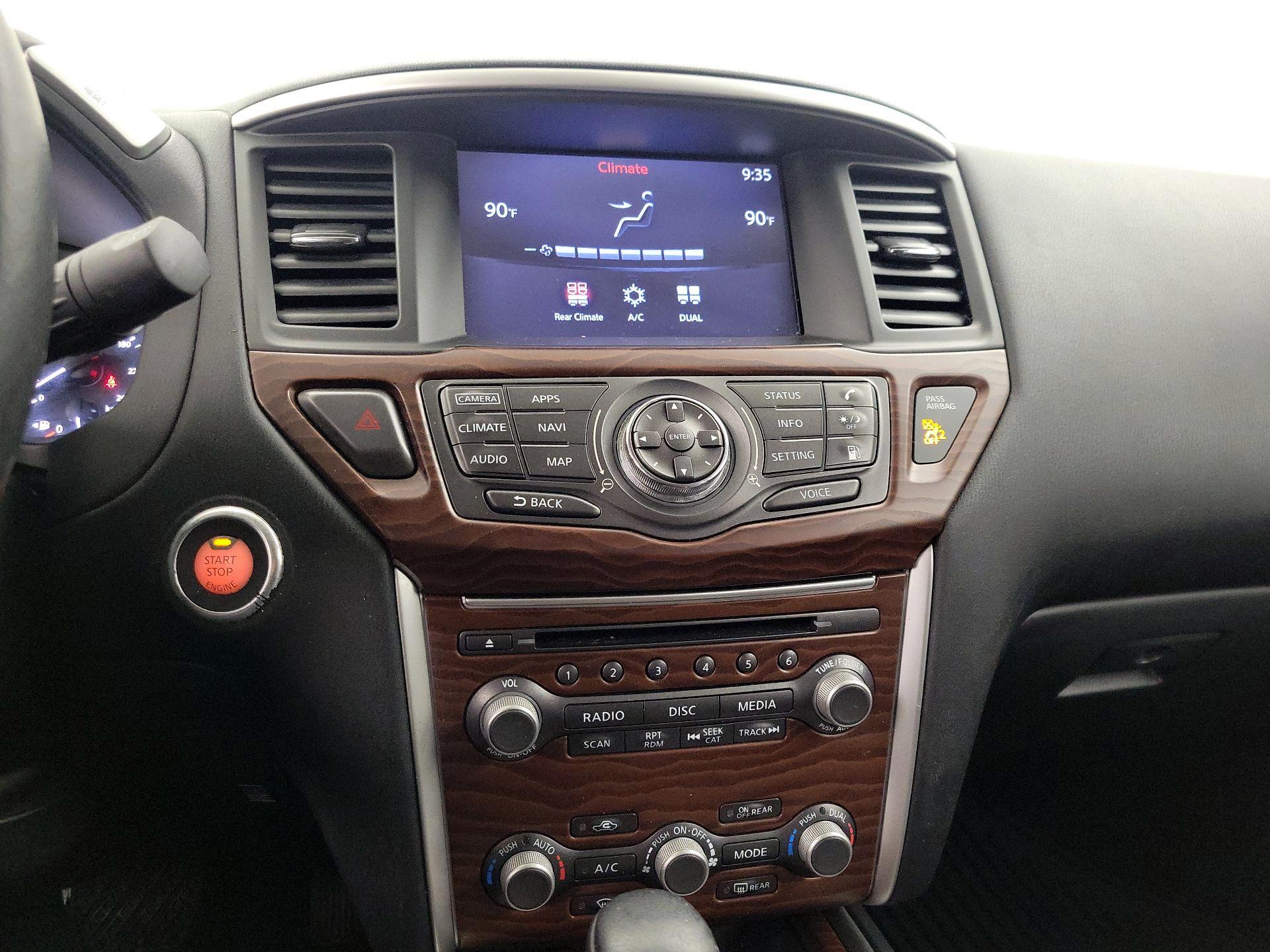 Thumbnail: 2018 Nissan Pathfinder - 17