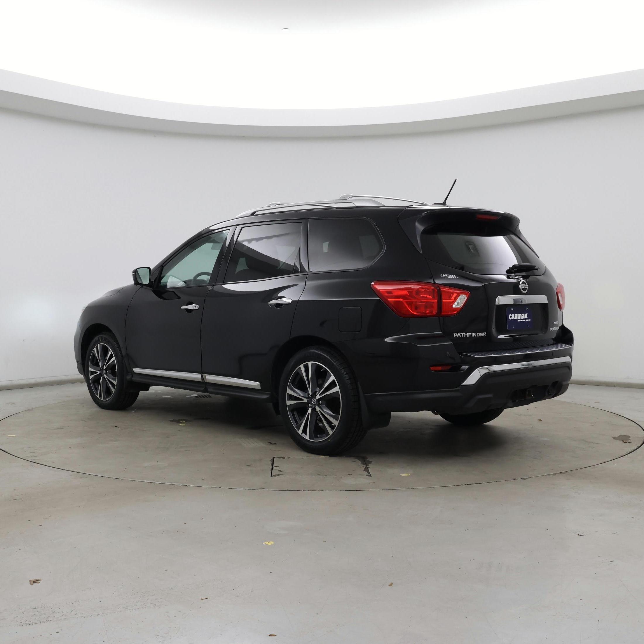 Thumbnail: 2018 Nissan Pathfinder - 2