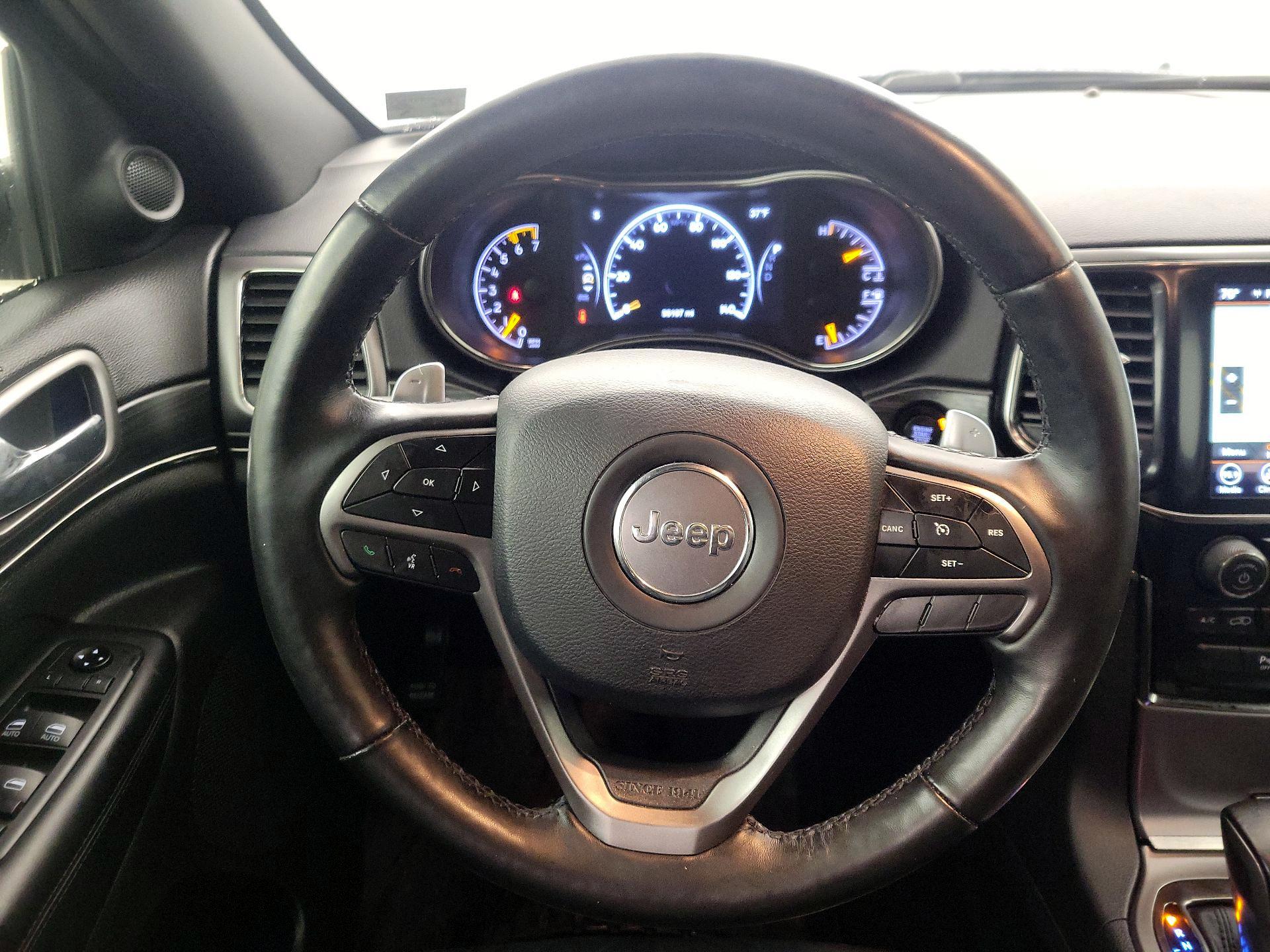 Thumbnail: 2020 Jeep Grand Cherokee - 10