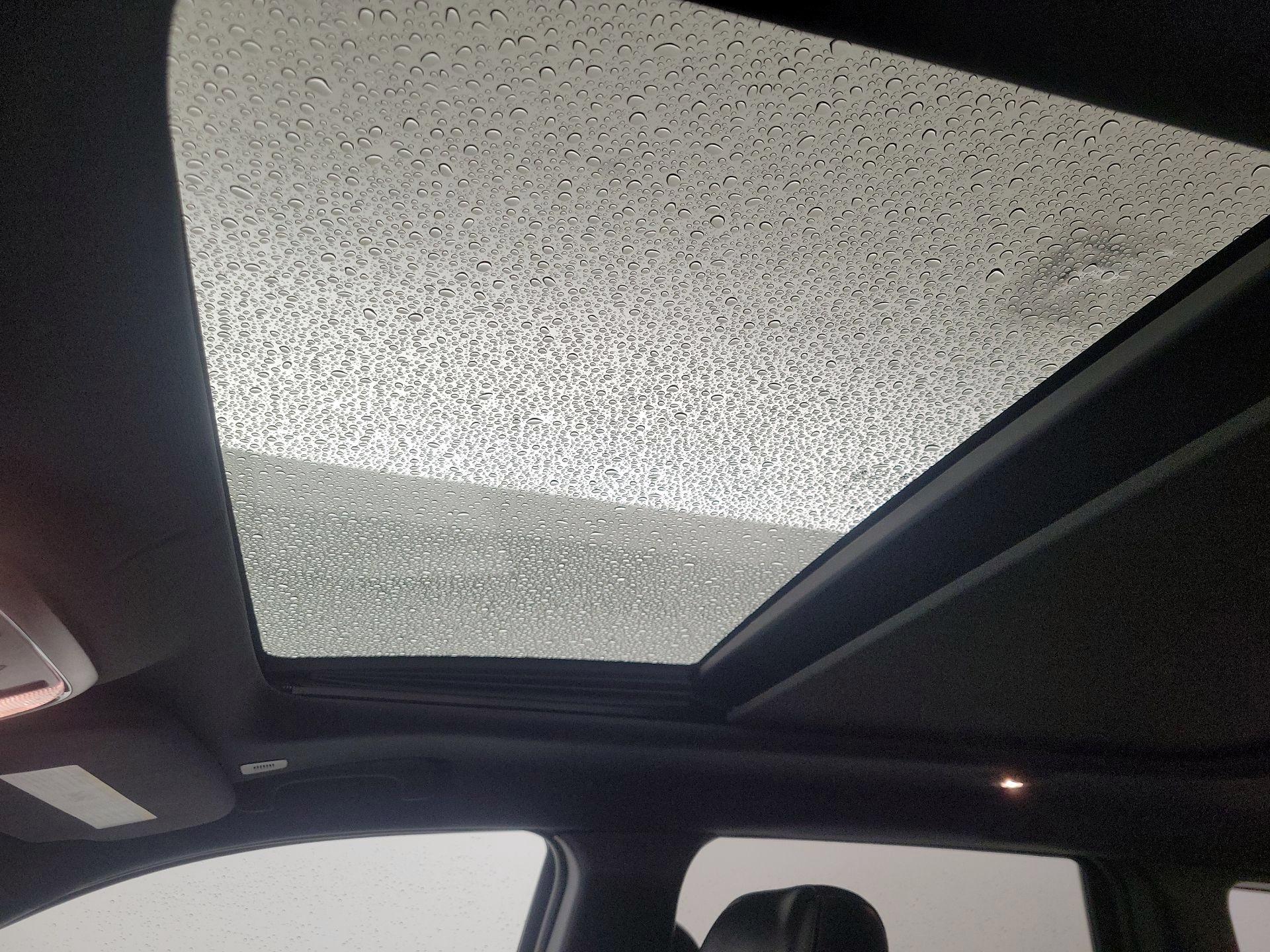 Thumbnail: 2020 Jeep Grand Cherokee - 20