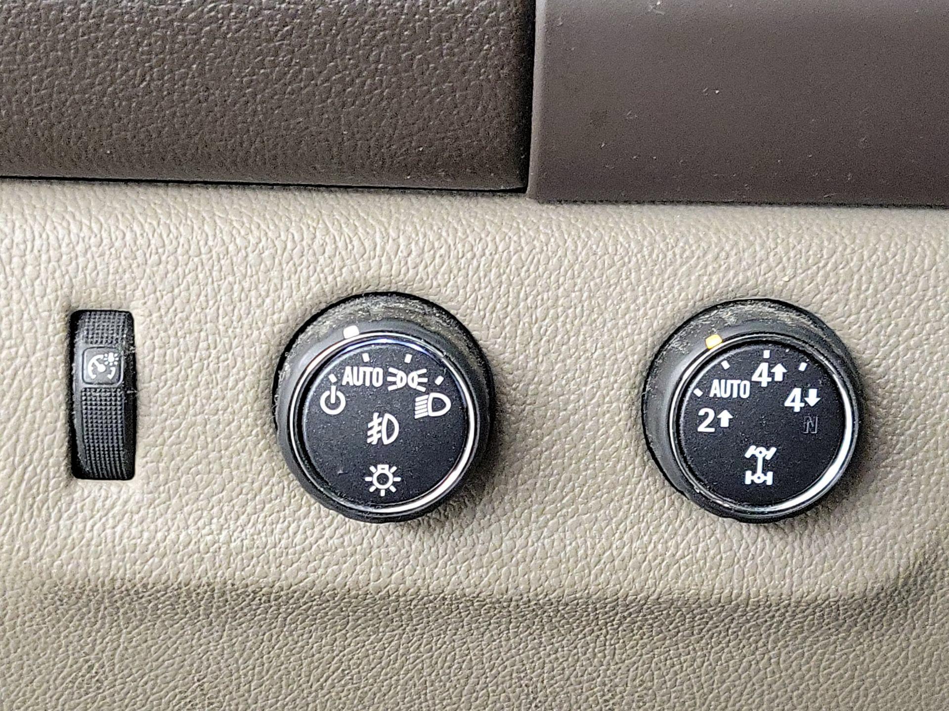 Thumbnail: 2016 GMC Canyon - 13