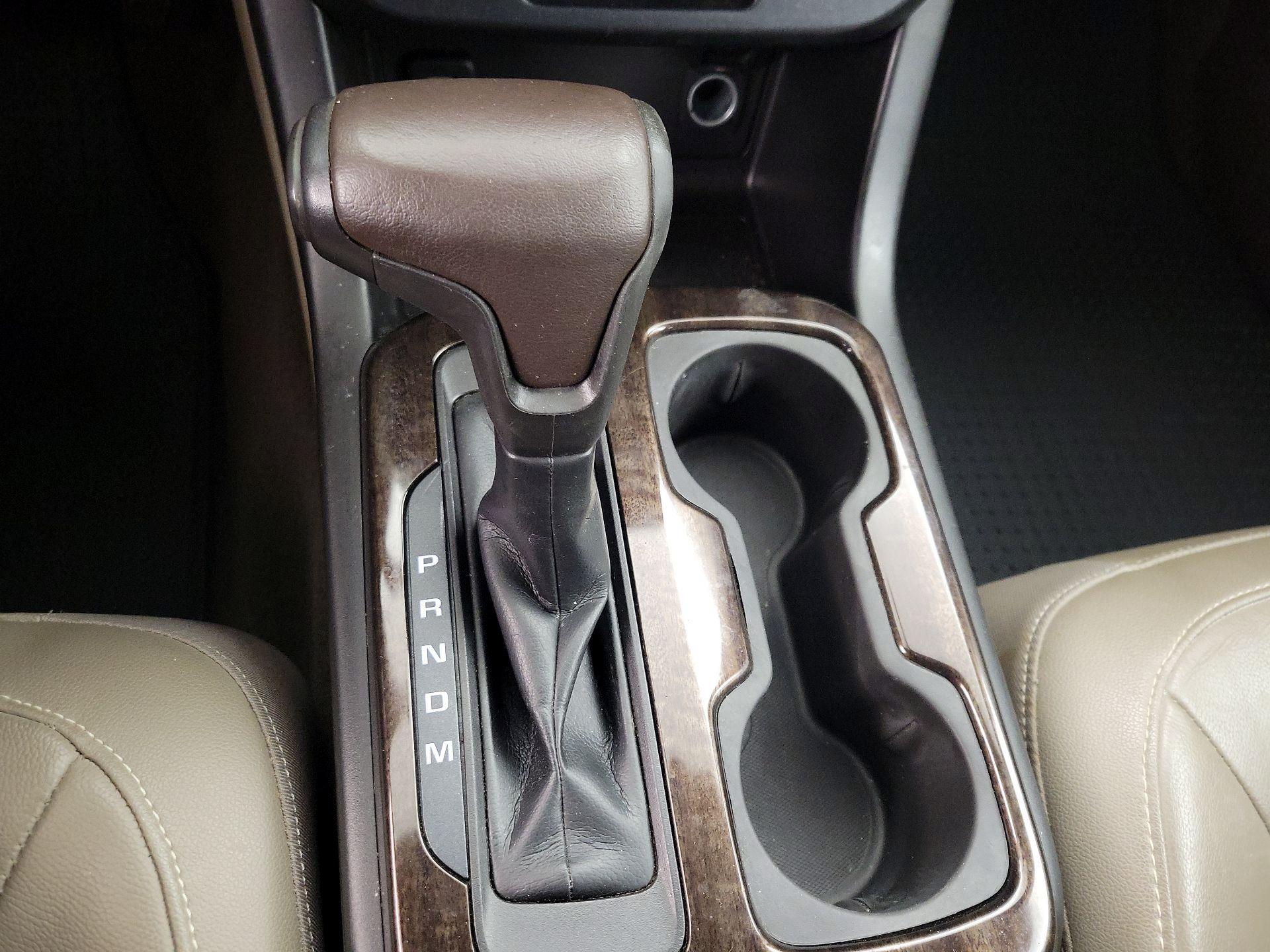 Thumbnail: 2016 GMC Canyon - 17