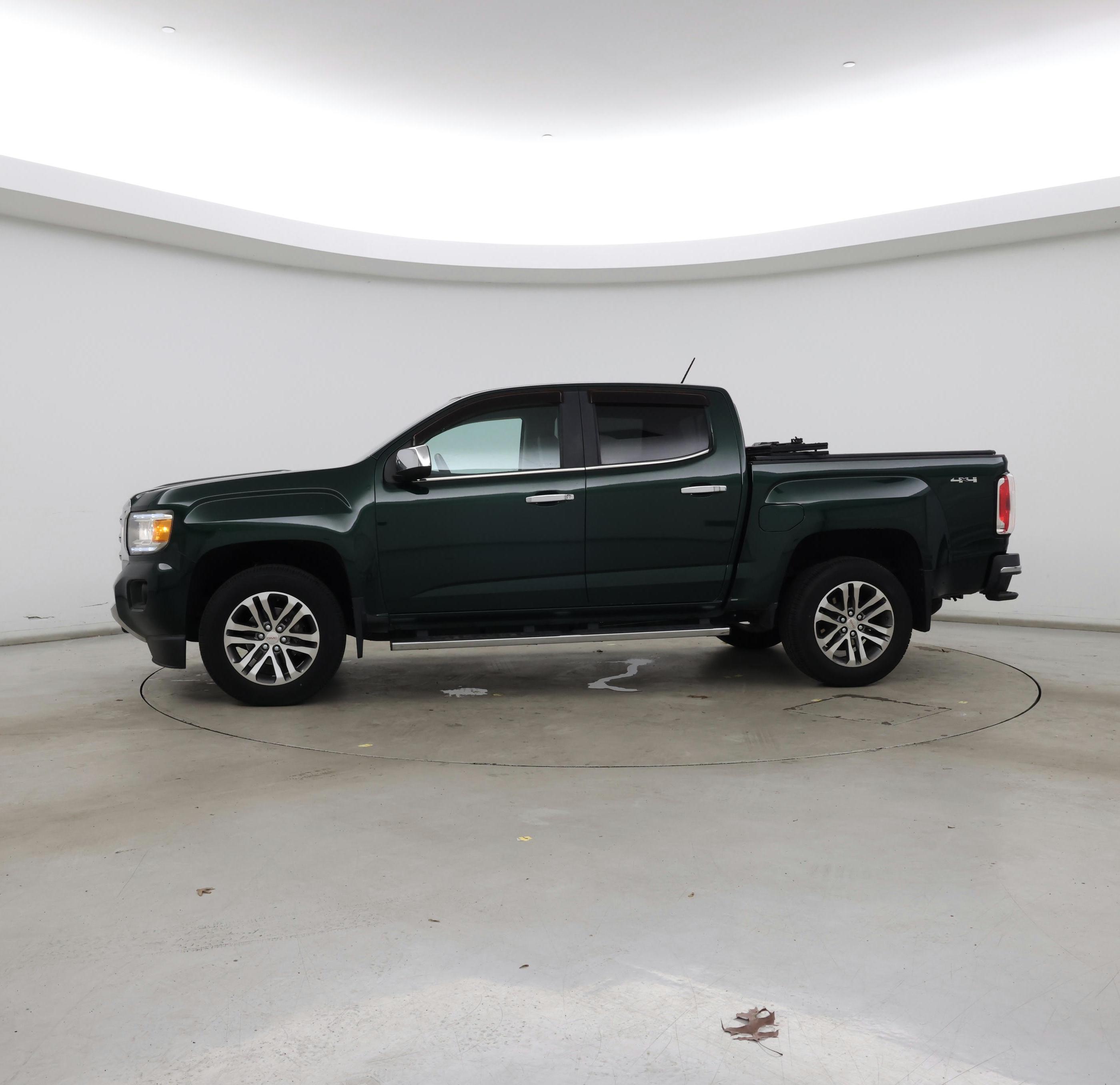 Thumbnail: 2016 GMC Canyon - 3