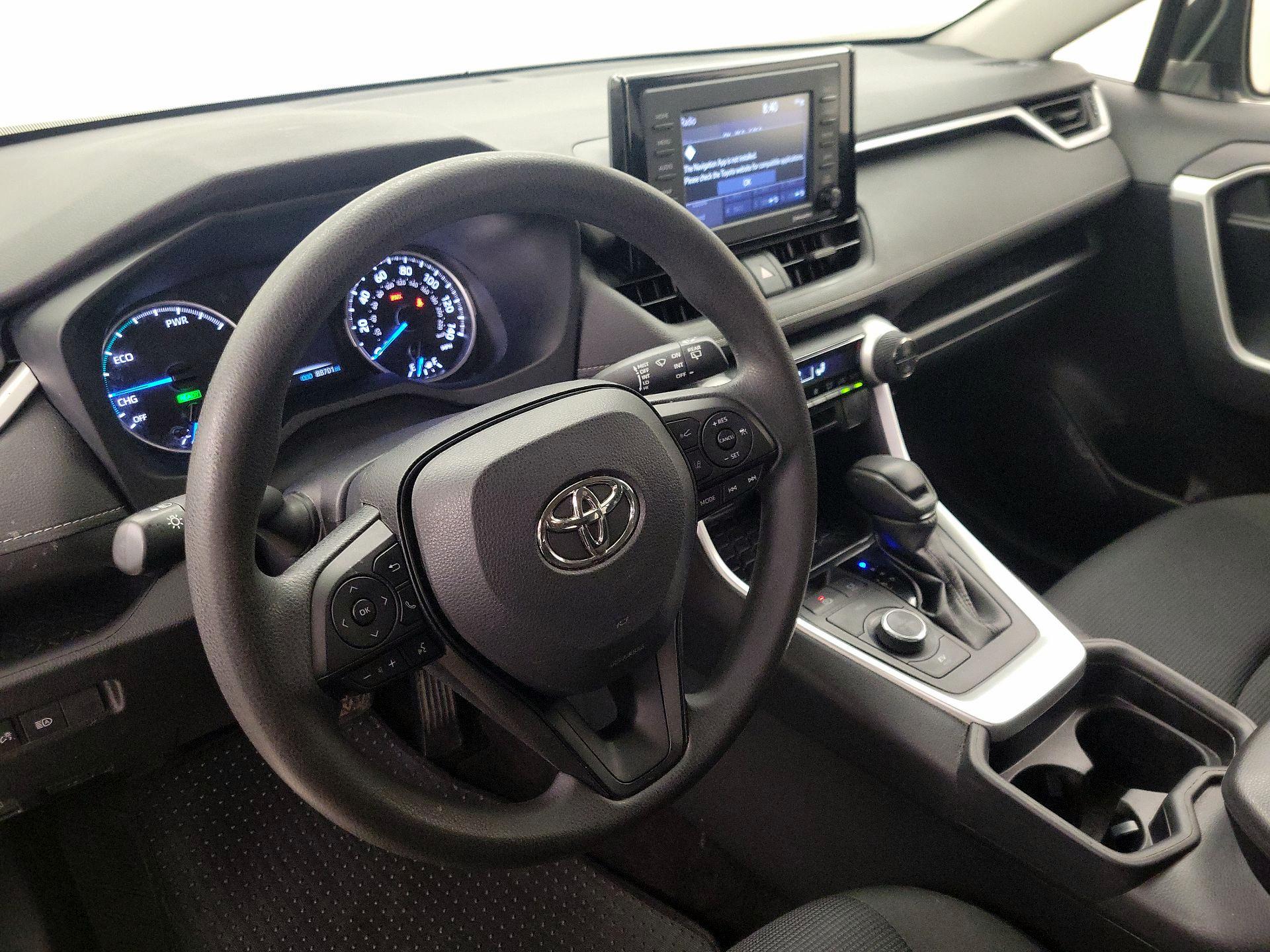 Thumbnail: 2021 Toyota RAV4 - 9