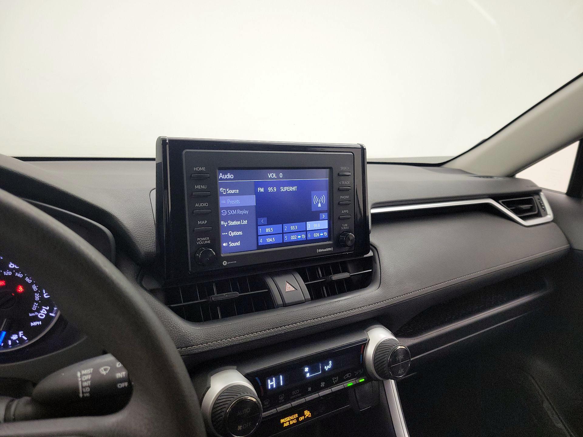 Thumbnail: 2021 Toyota RAV4 - 15