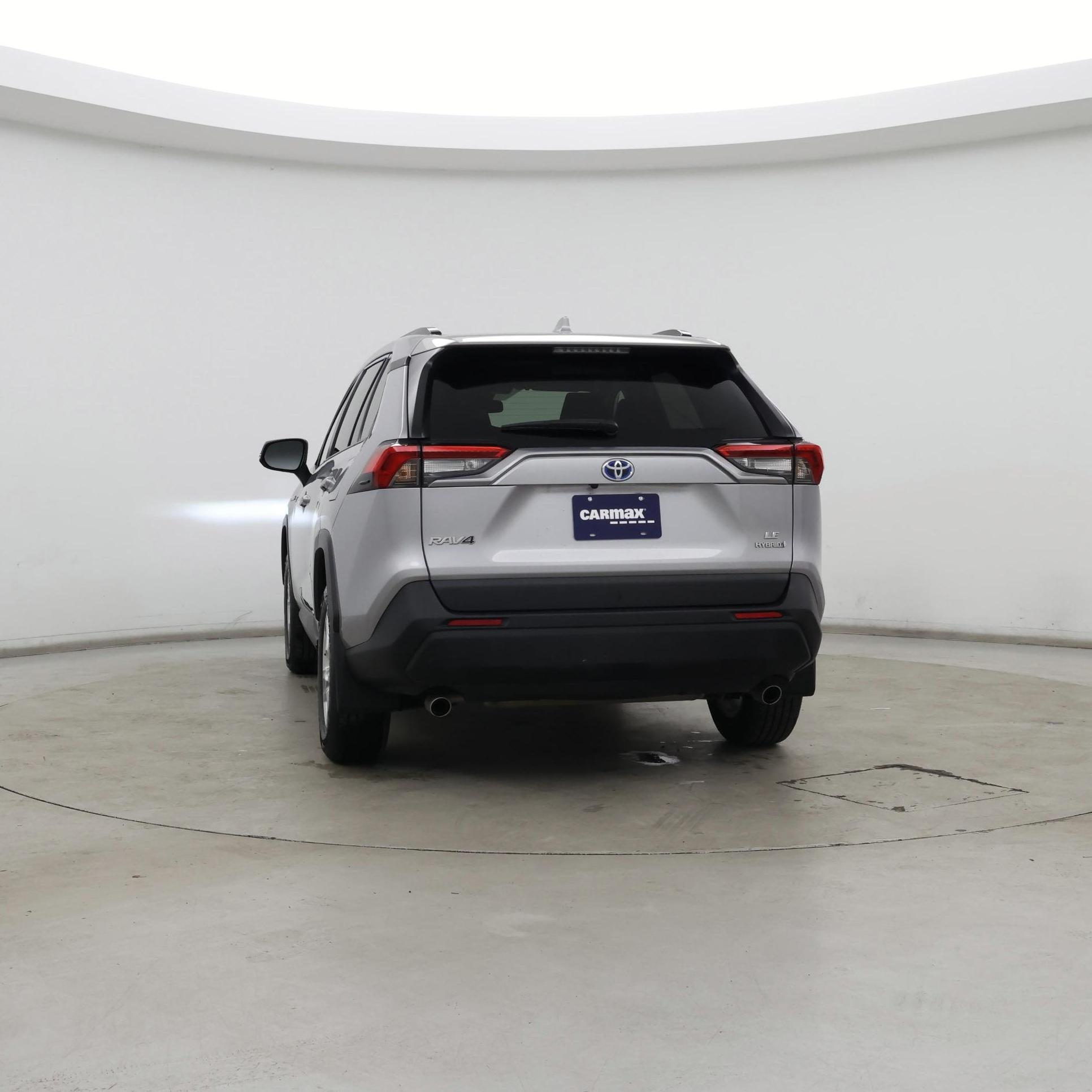 Thumbnail: 2021 Toyota RAV4 - 6
