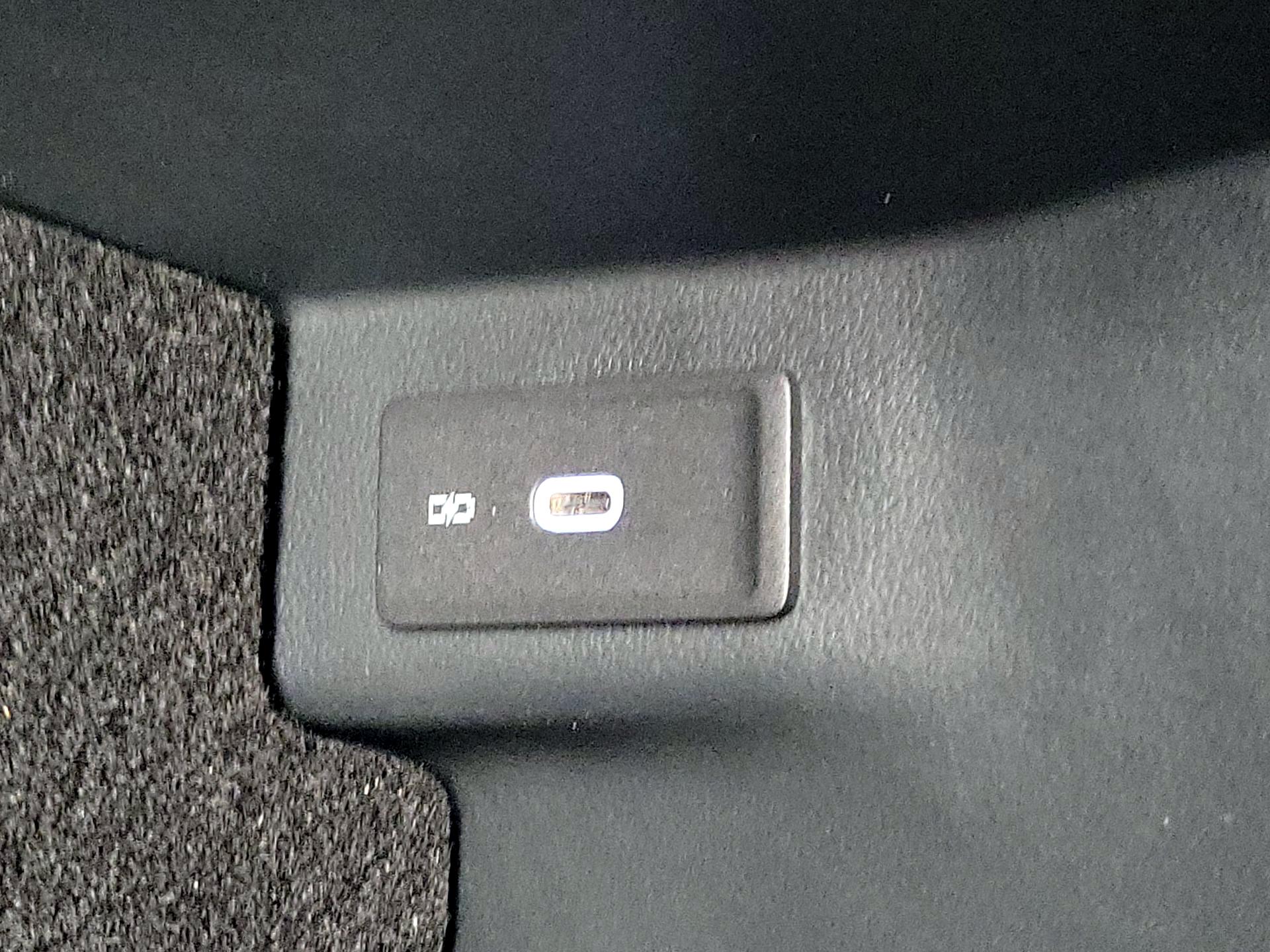 Thumbnail: 2024 Volkswagen Atlas - 18