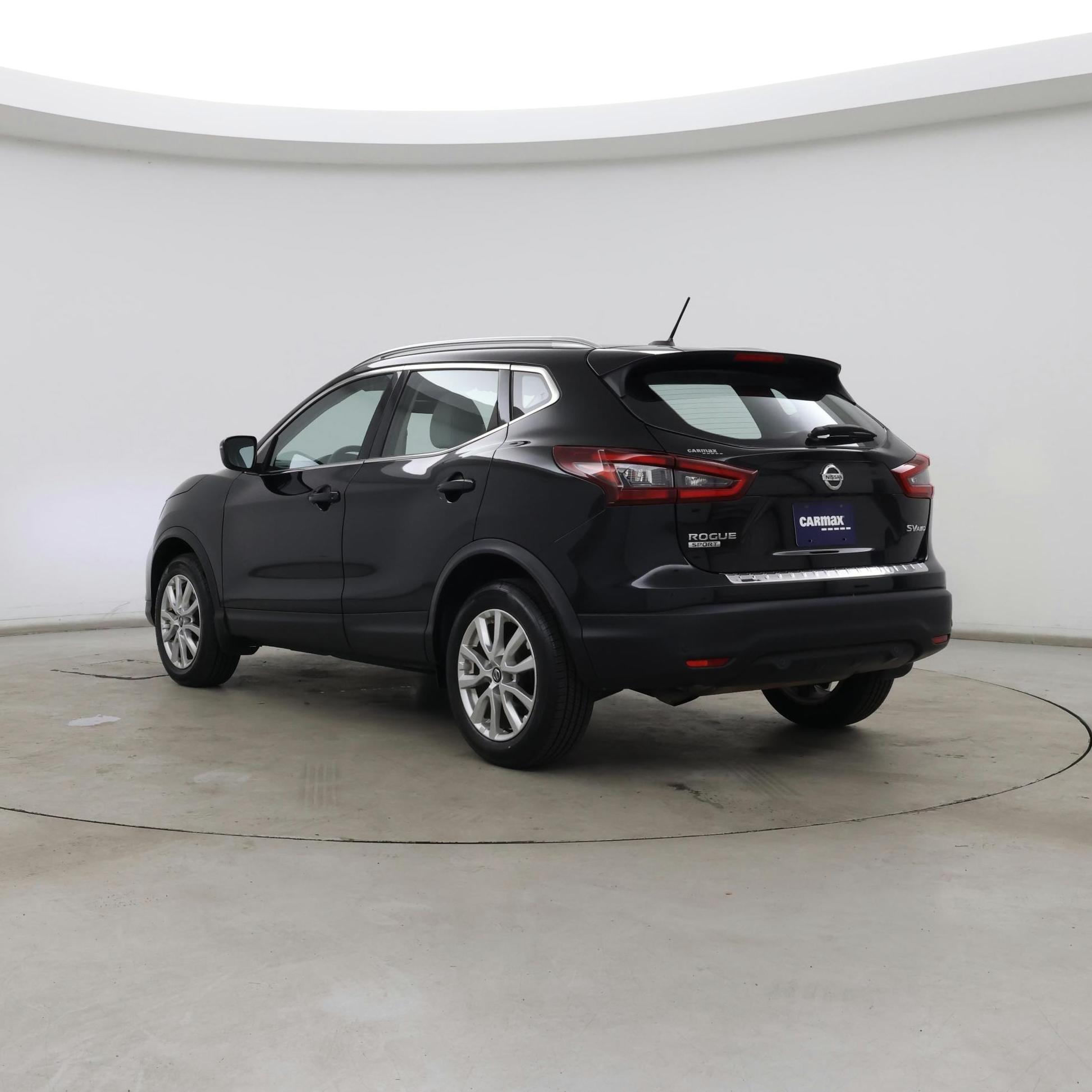 Thumbnail: 2020 Nissan Rogue Sport - 2