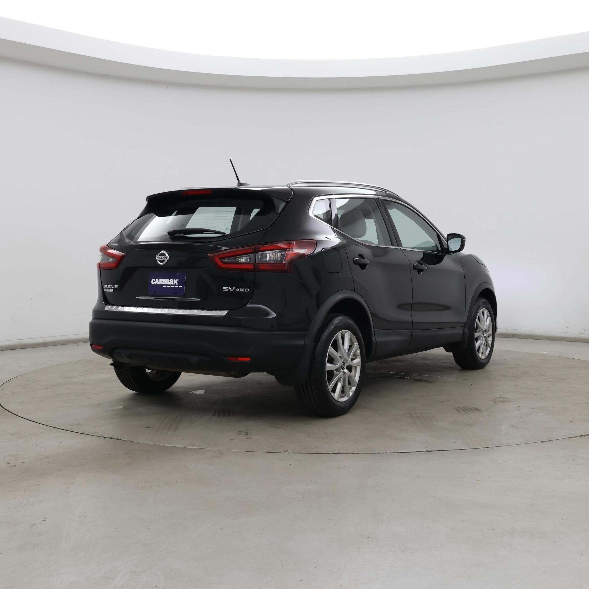Thumbnail: 2020 Nissan Rogue Sport - 8