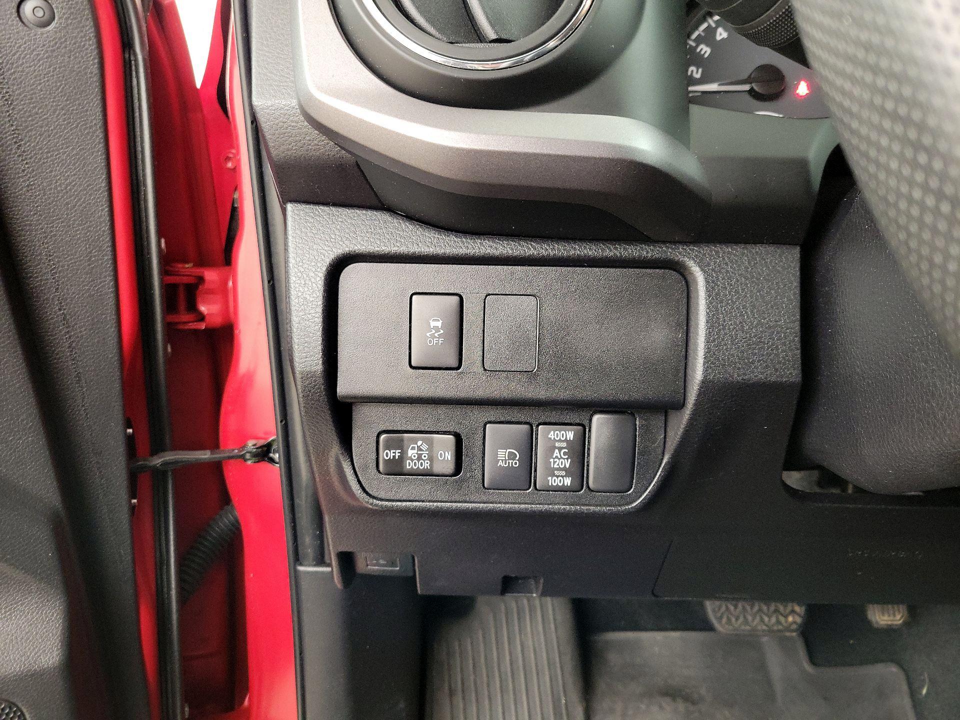 Thumbnail: 2023 Toyota Tacoma - 13