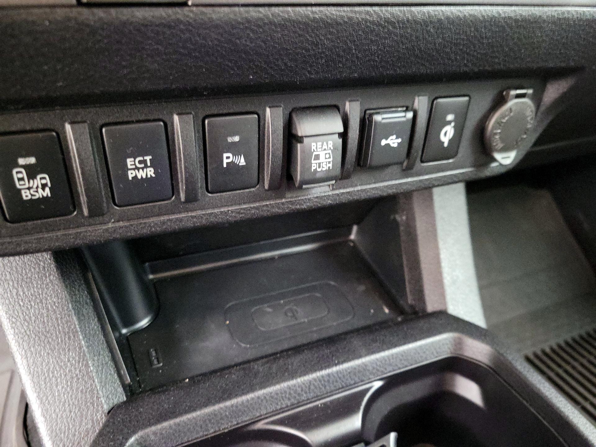 Thumbnail: 2023 Toyota Tacoma - 18