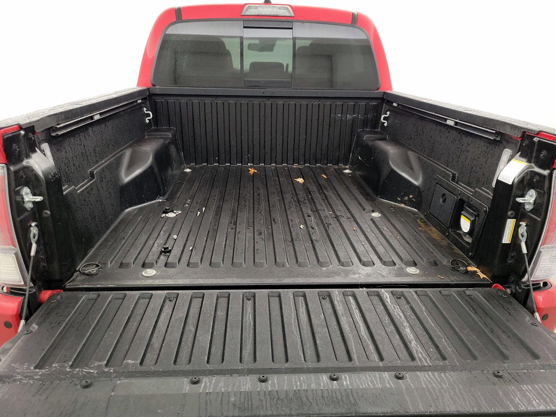 Thumbnail: 2023 Toyota Tacoma - 20