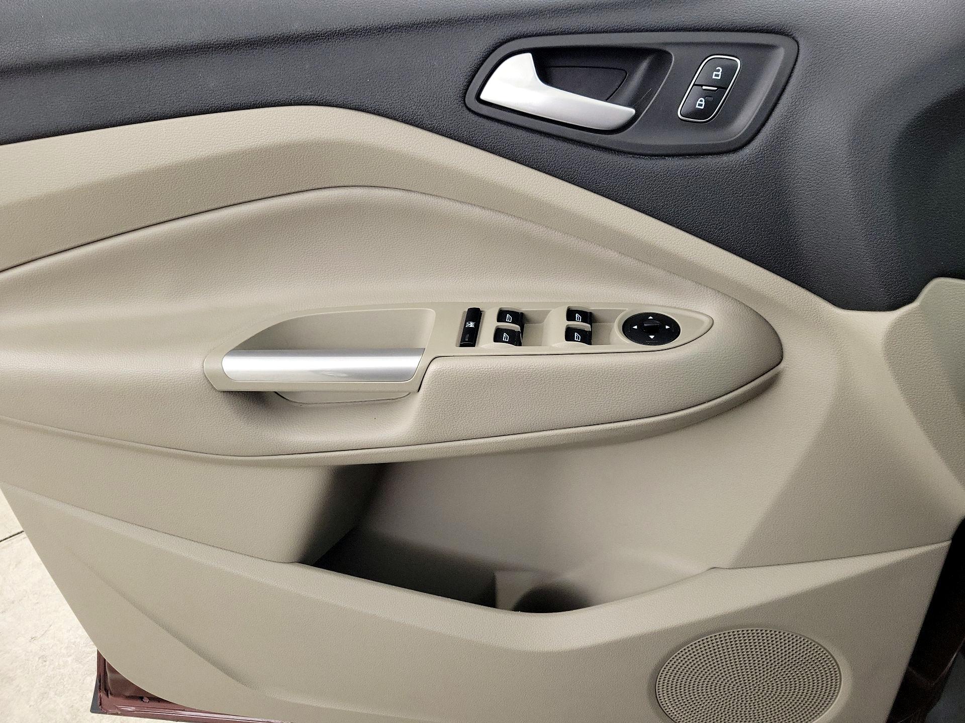 Thumbnail: 2018 Ford Escape - 12