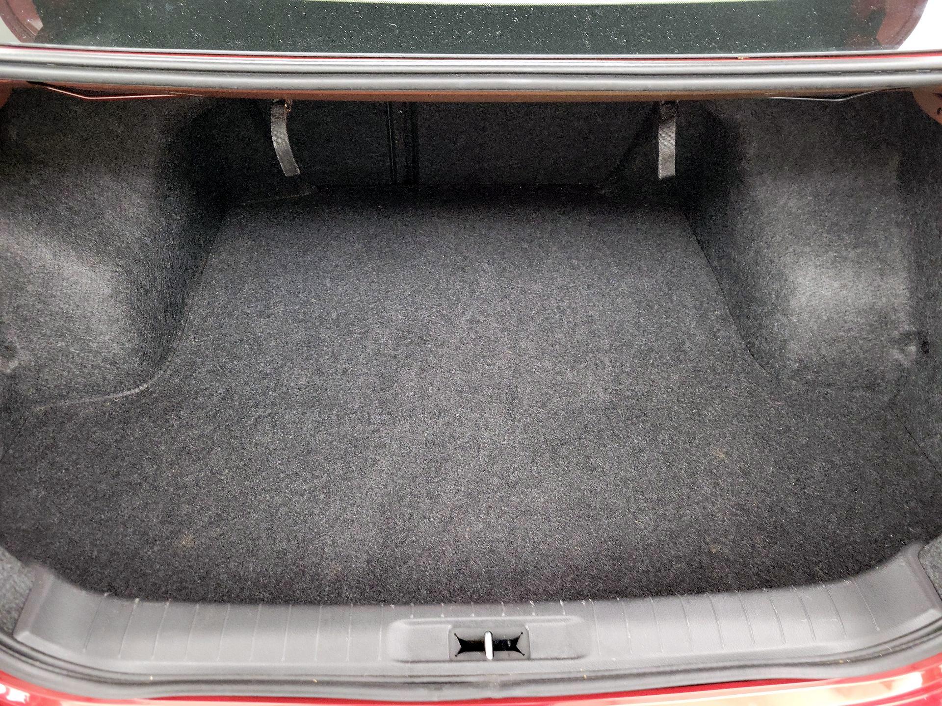 Thumbnail: 2014 Nissan Altima - 20