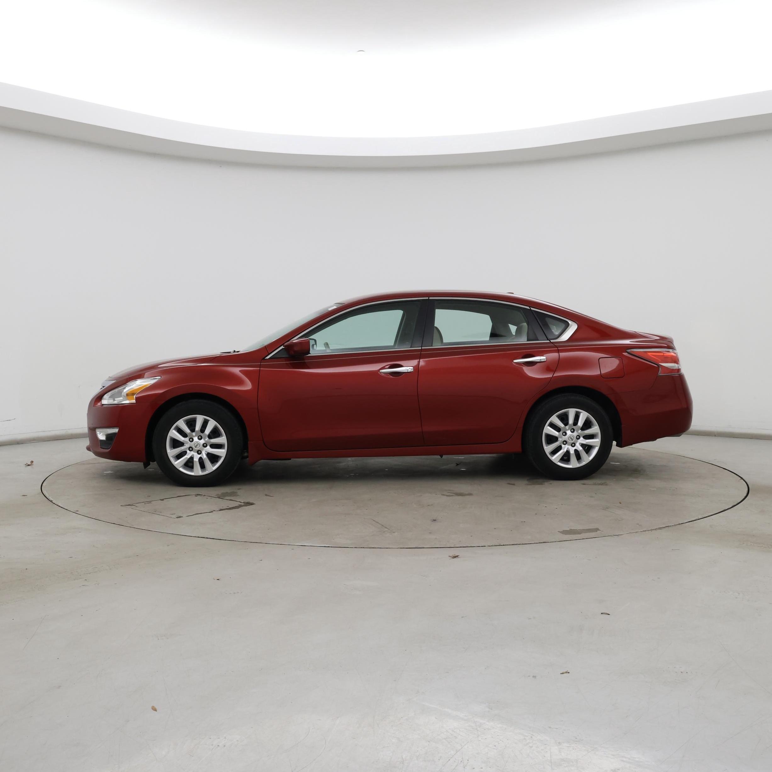 Thumbnail: 2014 Nissan Altima - 3
