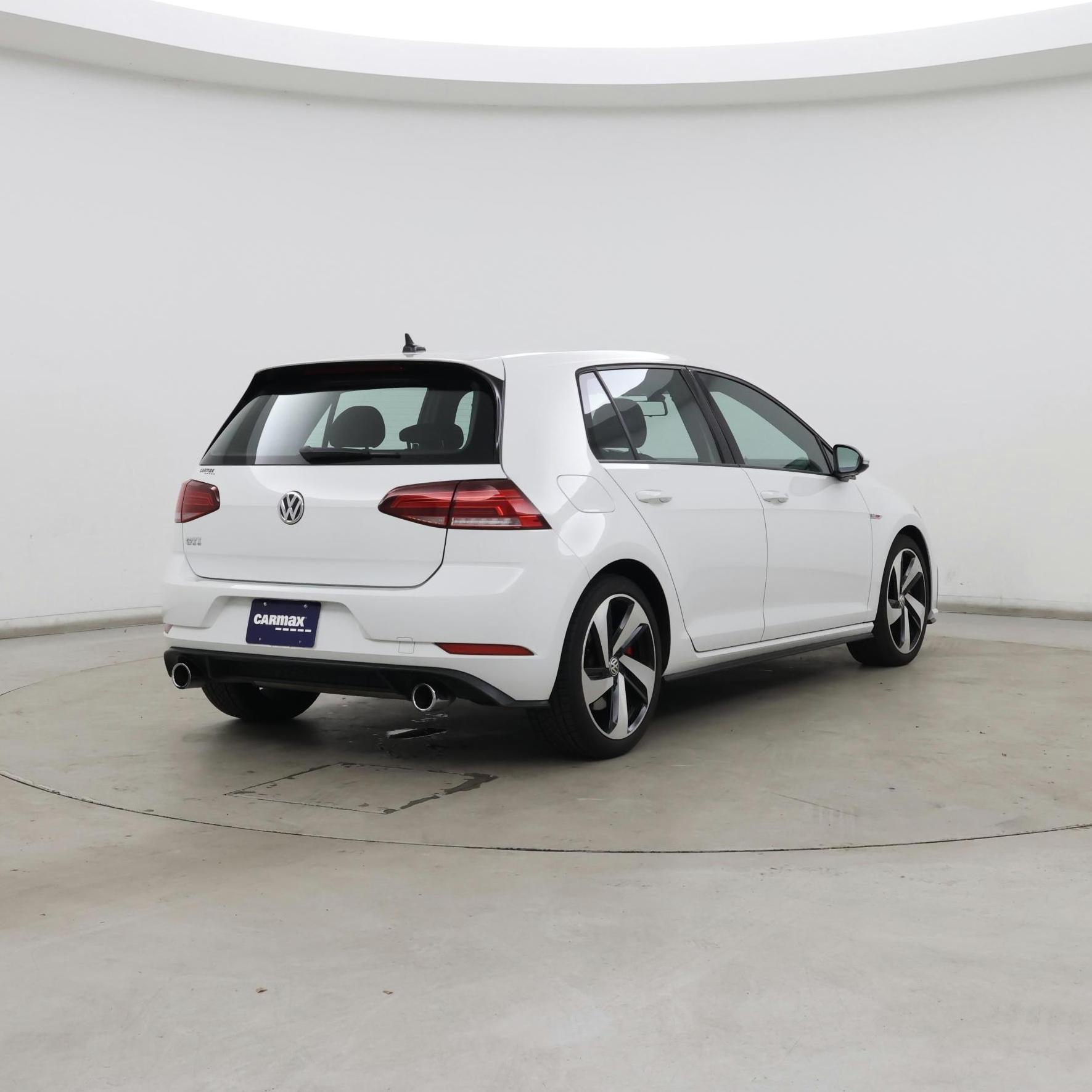 Thumbnail: 2018 Volkswagen Golf - 8