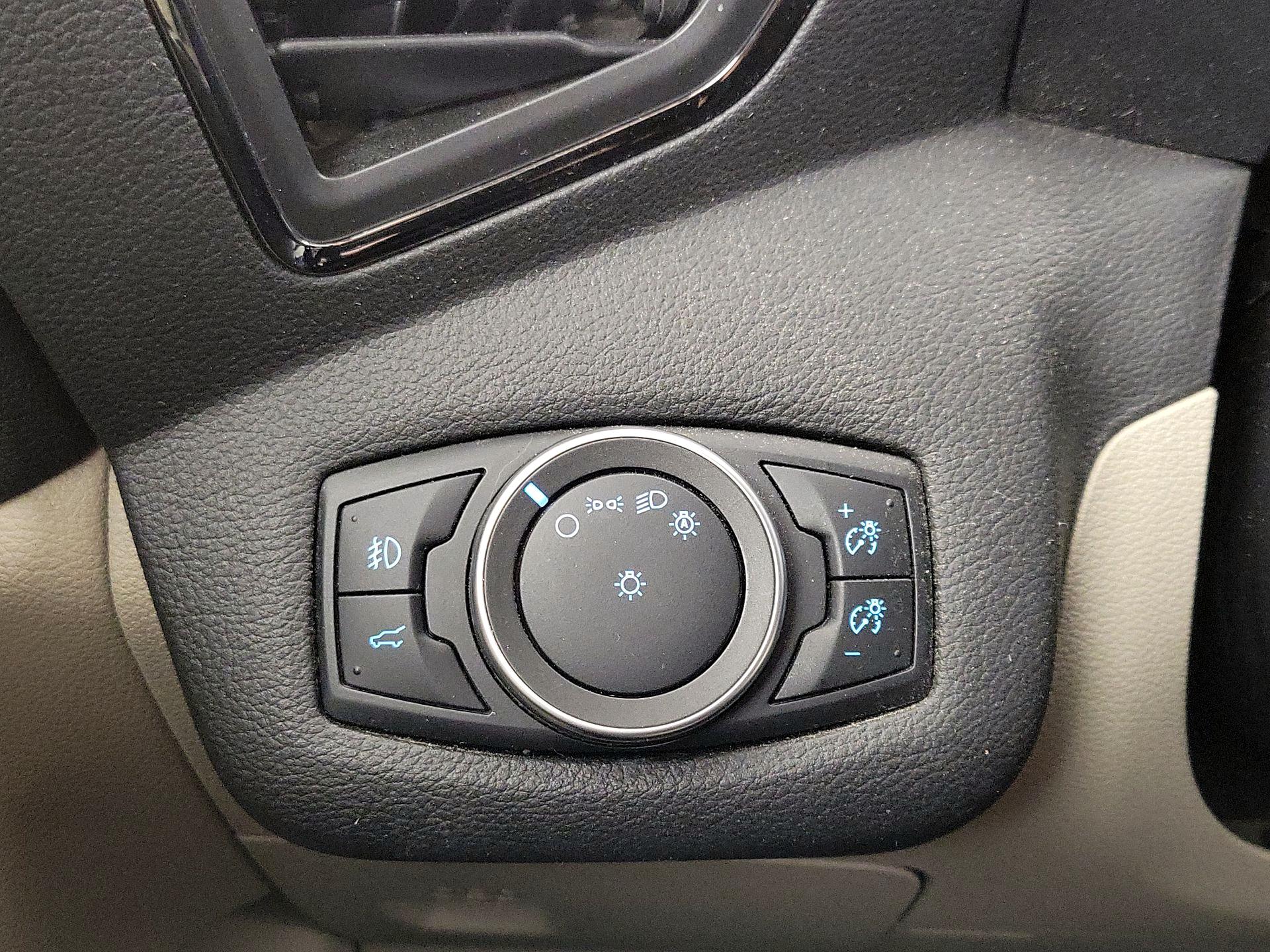 Thumbnail: 2017 Ford Escape - 13