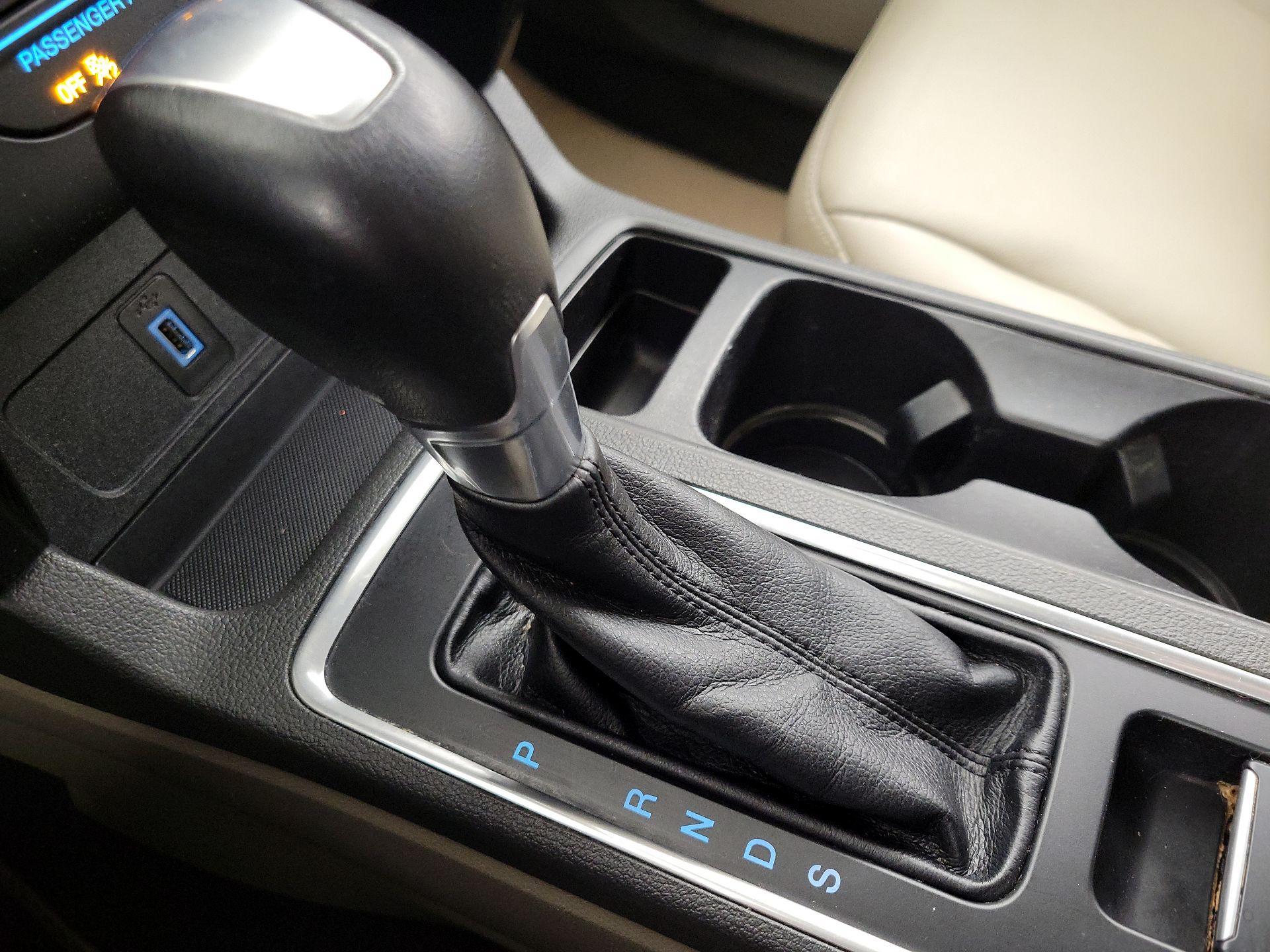 Thumbnail: 2017 Ford Escape - 18