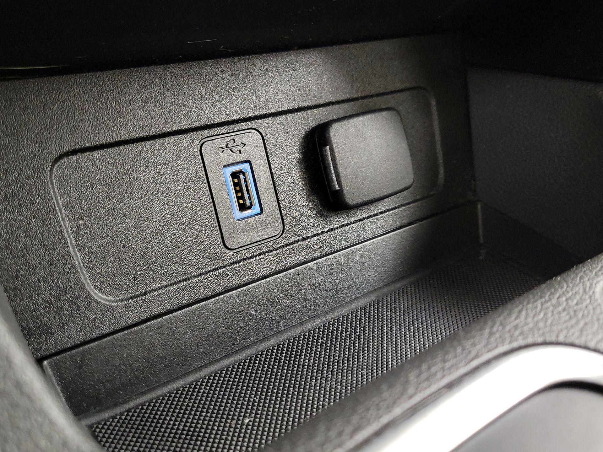 Thumbnail: 2017 Ford Escape - 19