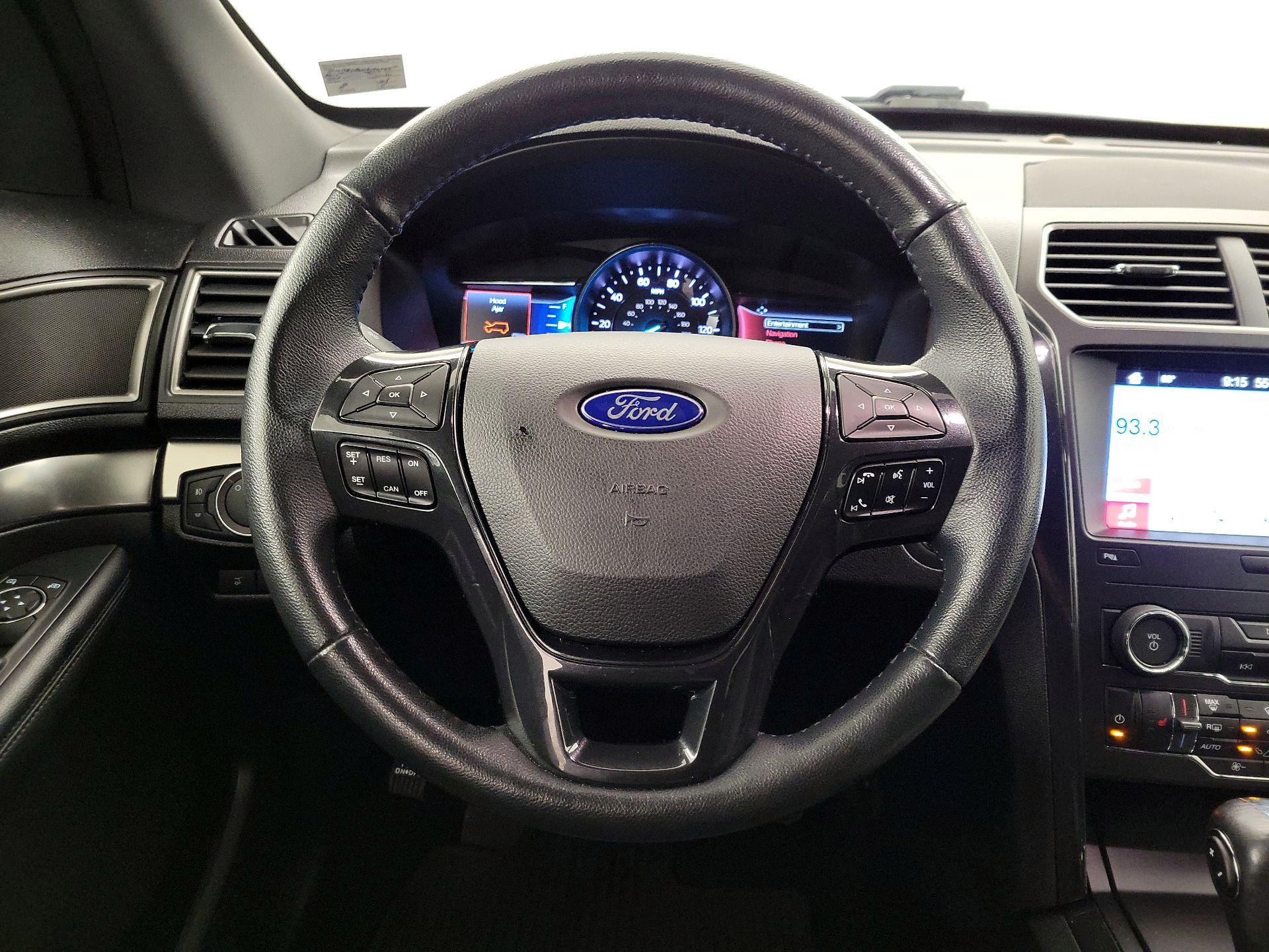 Thumbnail: 2019 Ford Explorer - 10