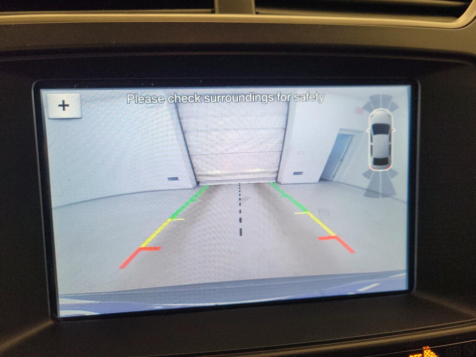 Thumbnail: 2019 Ford Explorer - 15