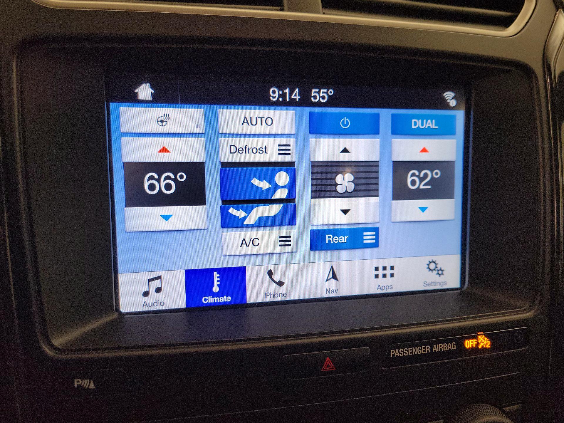 Thumbnail: 2019 Ford Explorer - 17