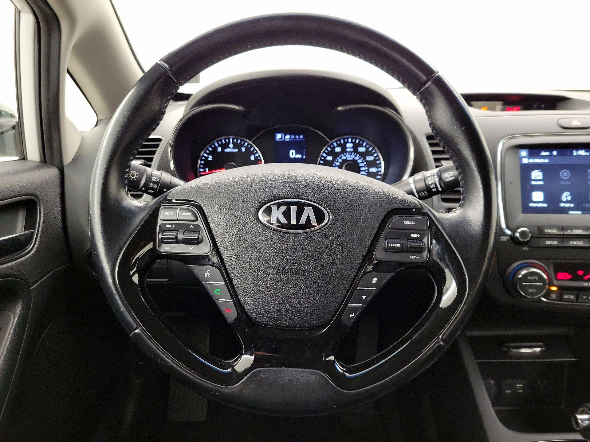 Thumbnail: 2017 Kia Forte - 10