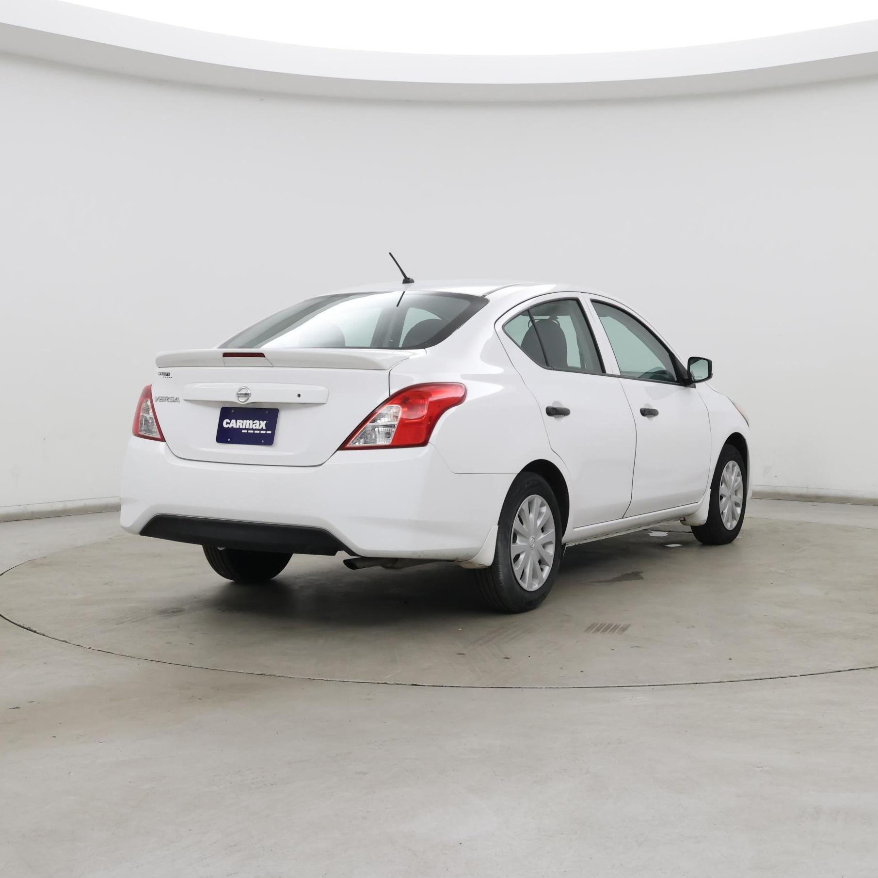 Thumbnail: 2017 Nissan Versa - 8