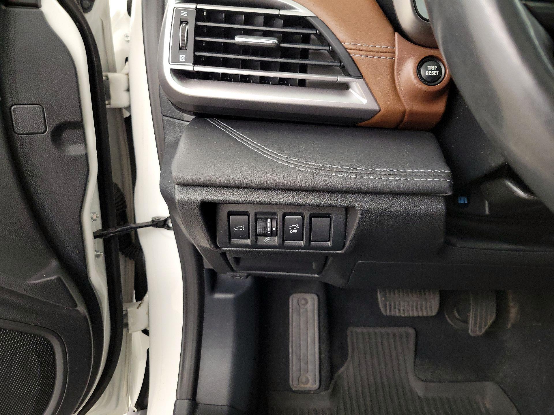 Thumbnail: 2020 Subaru Outback - 13