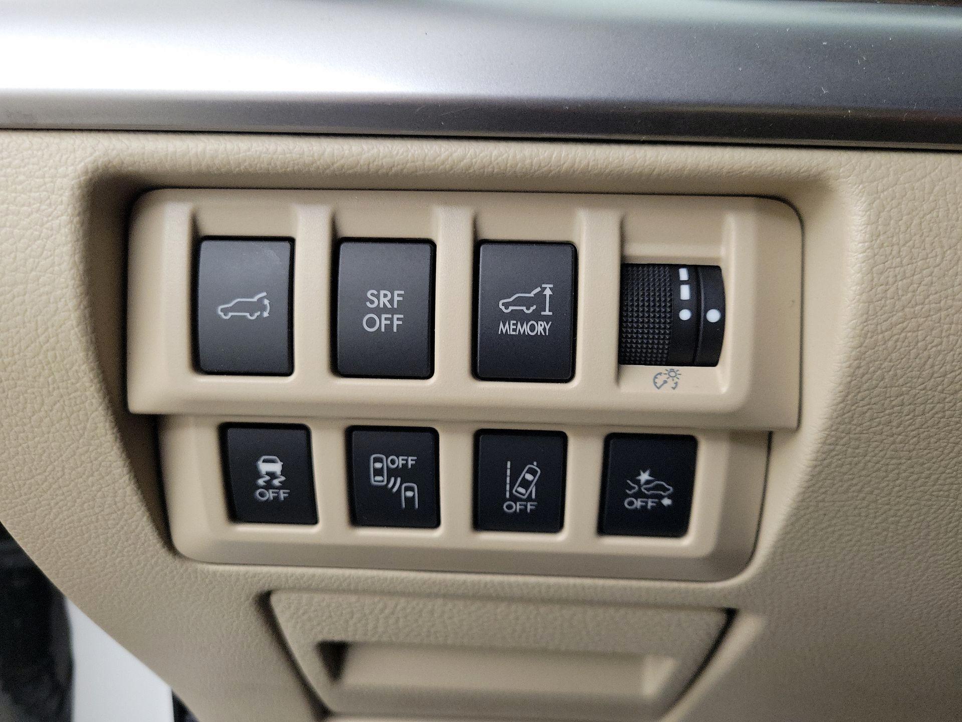 Thumbnail: 2017 Subaru Outback - 13